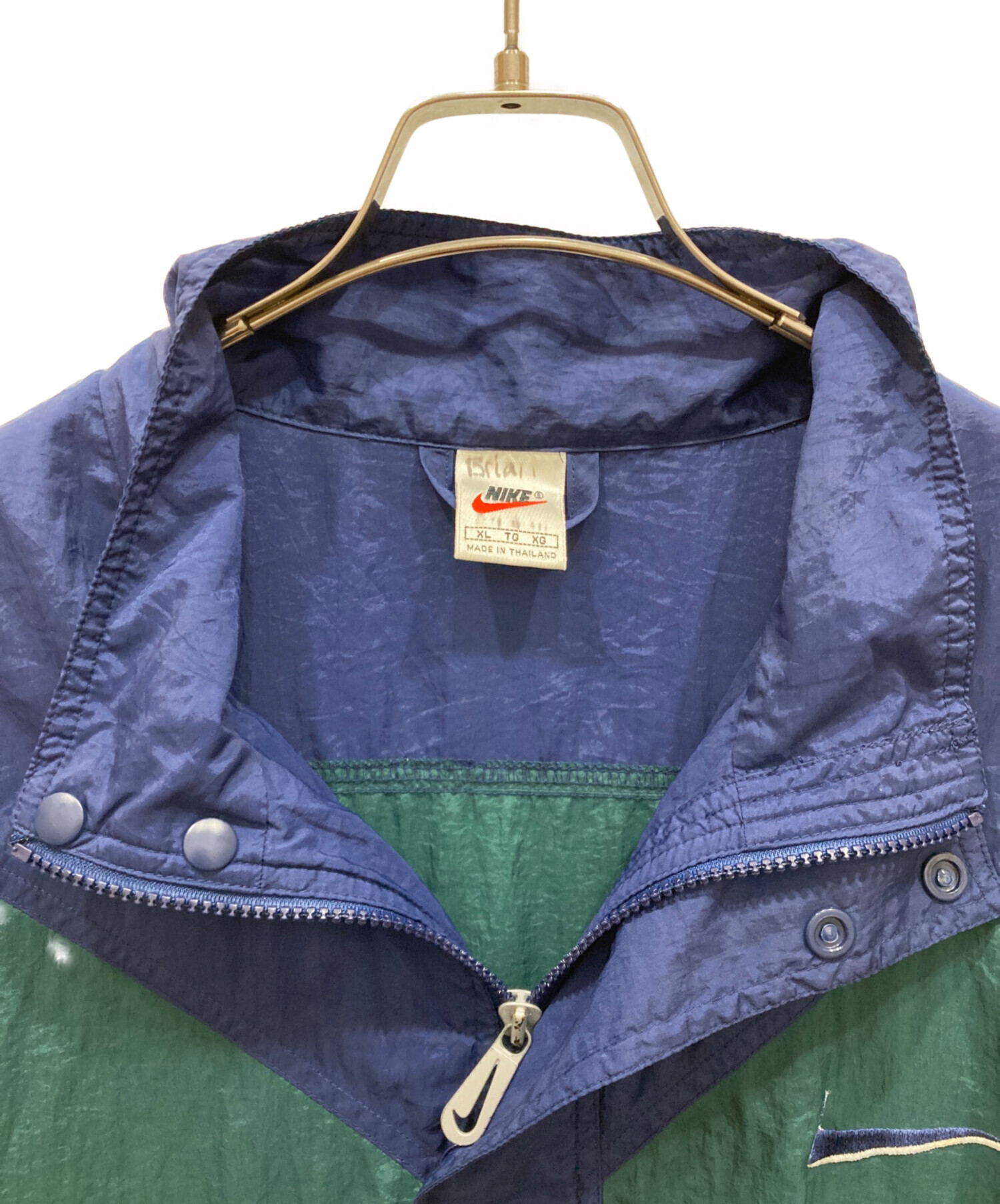 中古・古着通販】NIKE (ナイキ) ナイロンジャケット ネイビー×グリーン