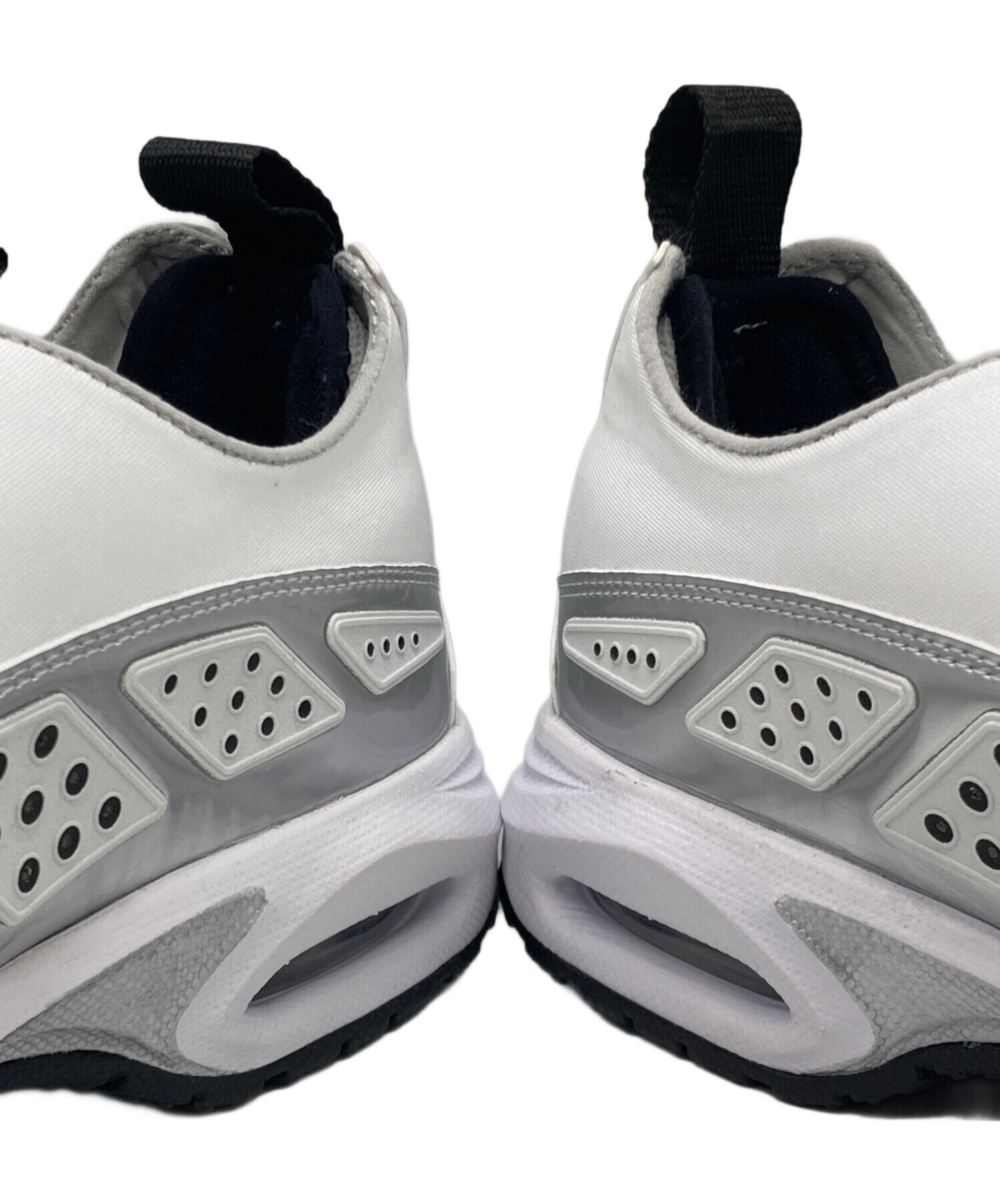 中古・古着通販】NIKE (ナイキ) WMNS AIR MAX SNDR SE ホワイト サイズ 