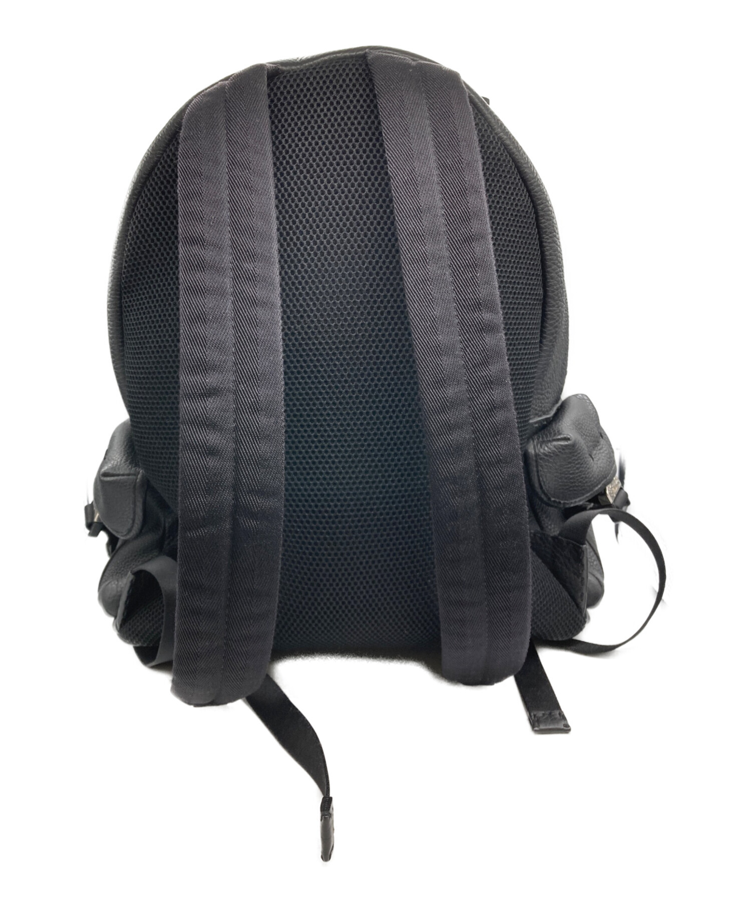 中古・古着通販】FENDI (フェンディ) ラウンドレザーリュック ブラック