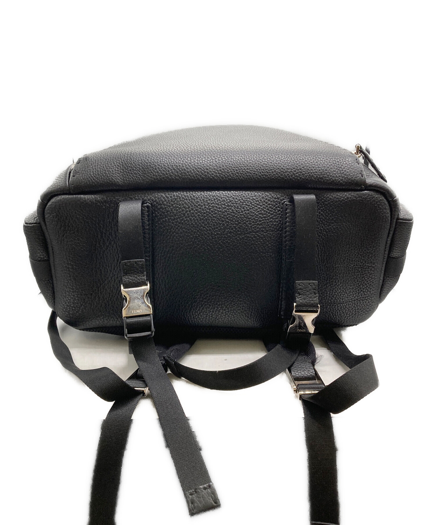 中古・古着通販】FENDI (フェンディ) ラウンドレザーリュック ブラック