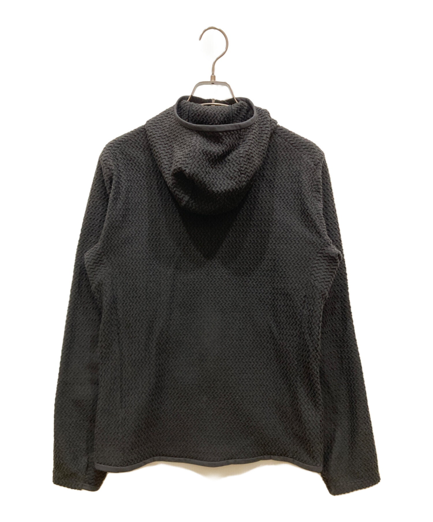 パタゴニアフリース R1 AIR CREW ブラック 中古美品！ 中古・古着通販】Patagonia (パタゴニア) R1 AIR FULL ZIP HOODY