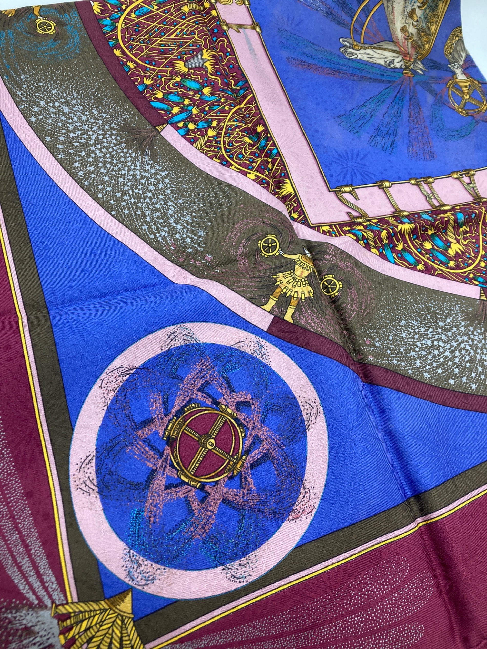 中古・古着通販】HERMES (エルメス) シルクスカーフ/カレ90/FEUX D