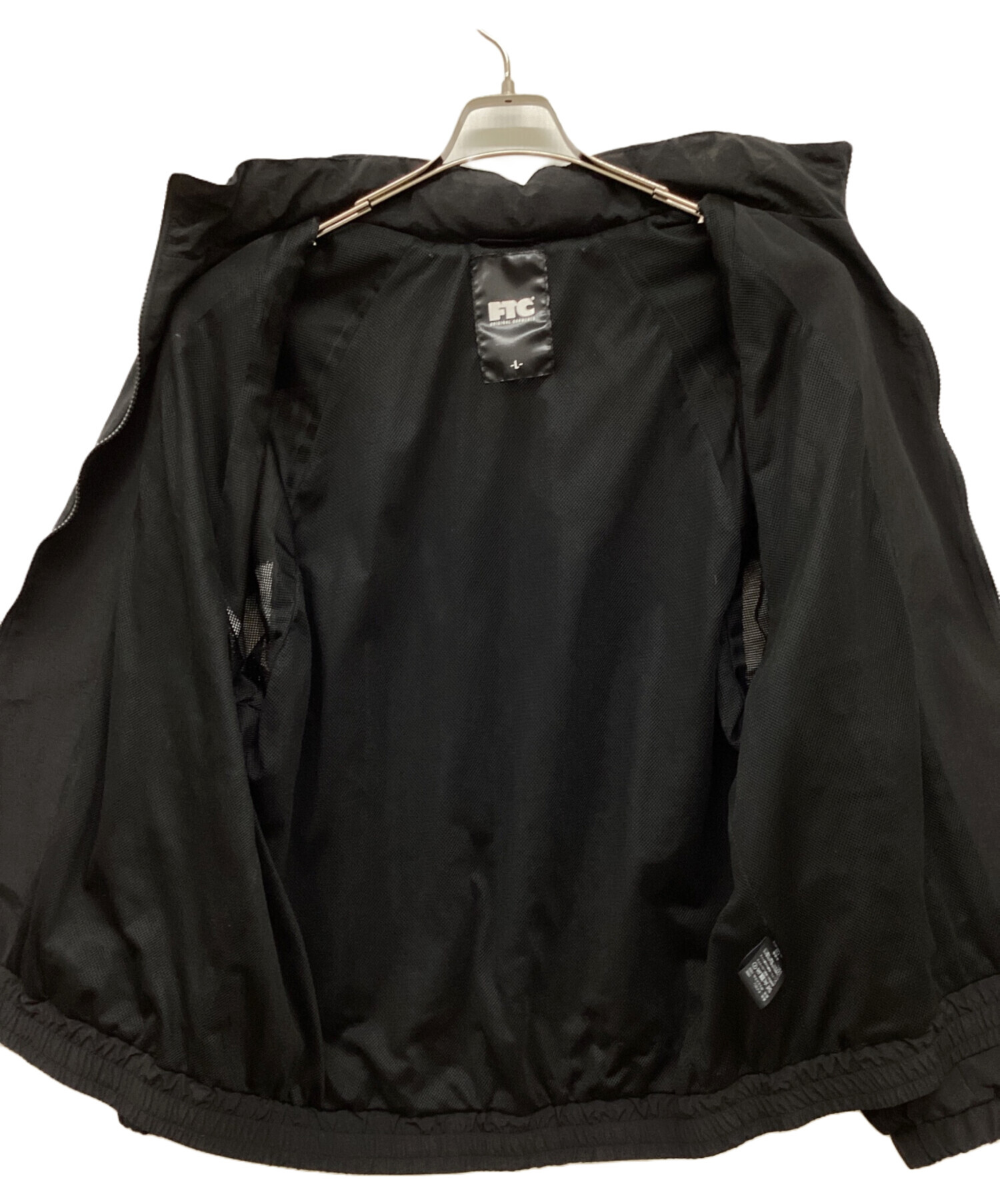 中古・古着通販】FTC (エフティーシー) NYLON TRACK JACKET ブラック