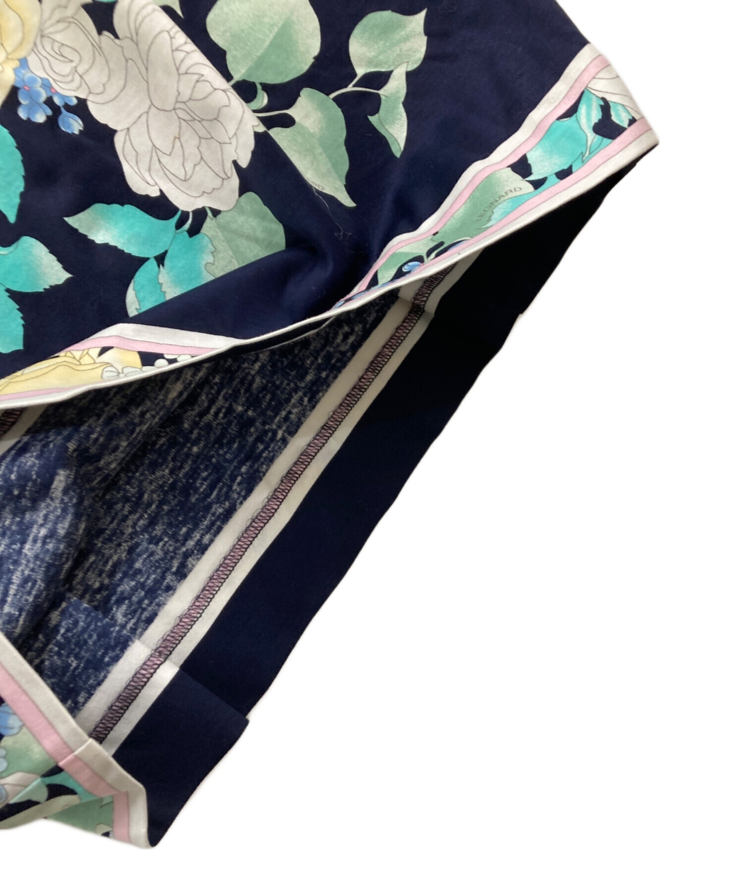 LEONARD 花柄 半袖カットソーワンピース LEONARD - レオナール LEONARD