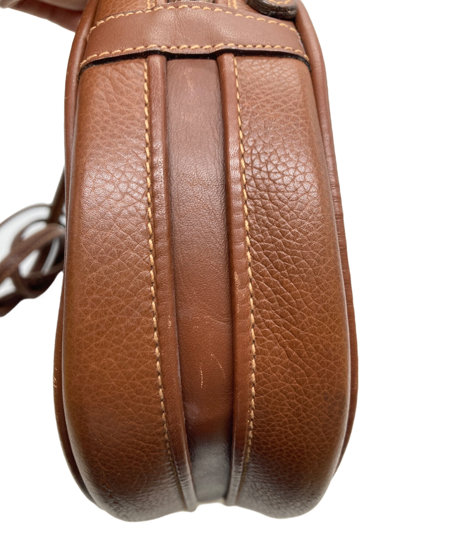 GUCCI ブラウン バッグ 中古・古着通販】GUCCI (グッチ) ラウンドショルダーバッグ