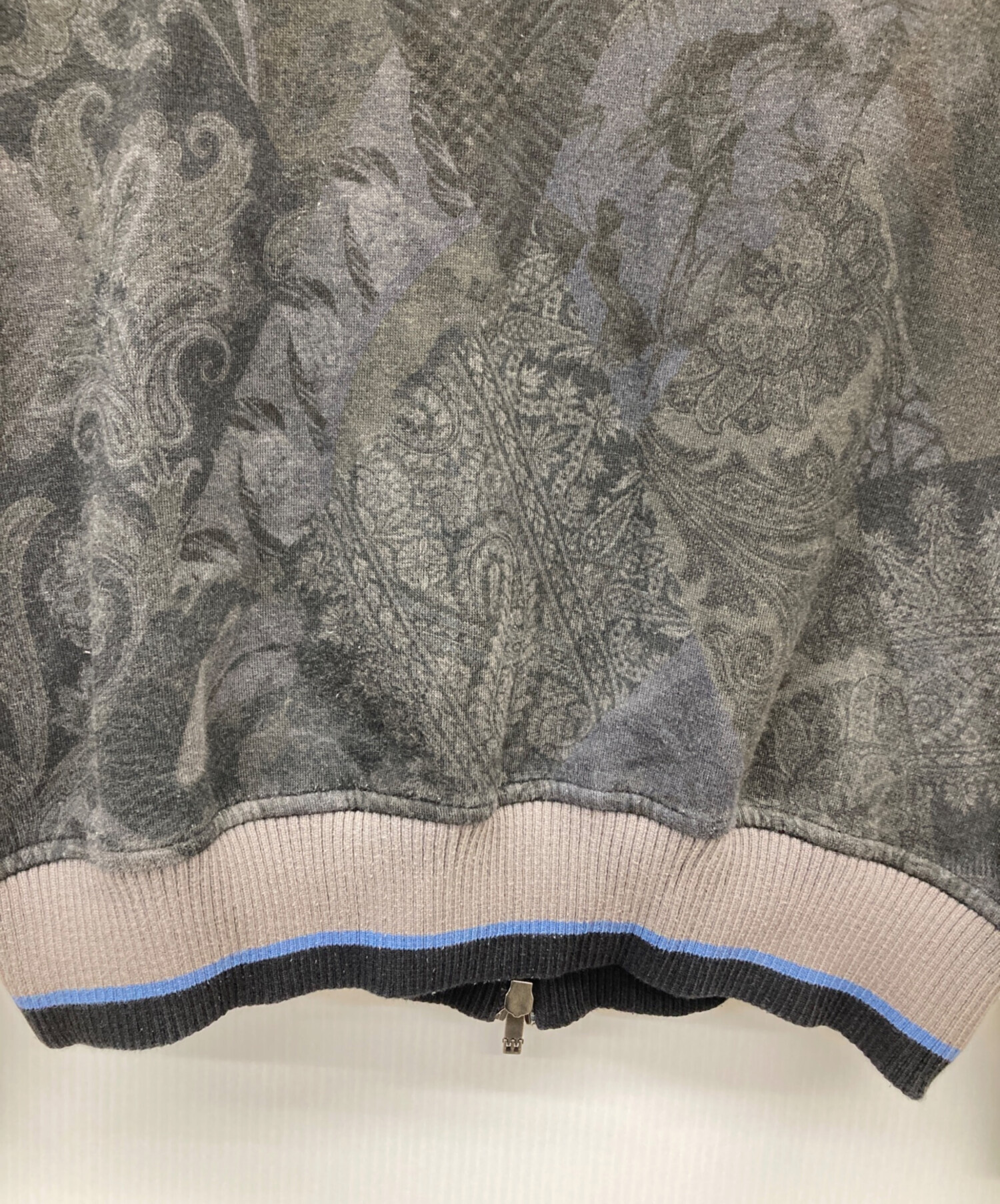 中古・古着通販】ETRO (エトロ) ペイズリー柄ジップパーカー ブラック