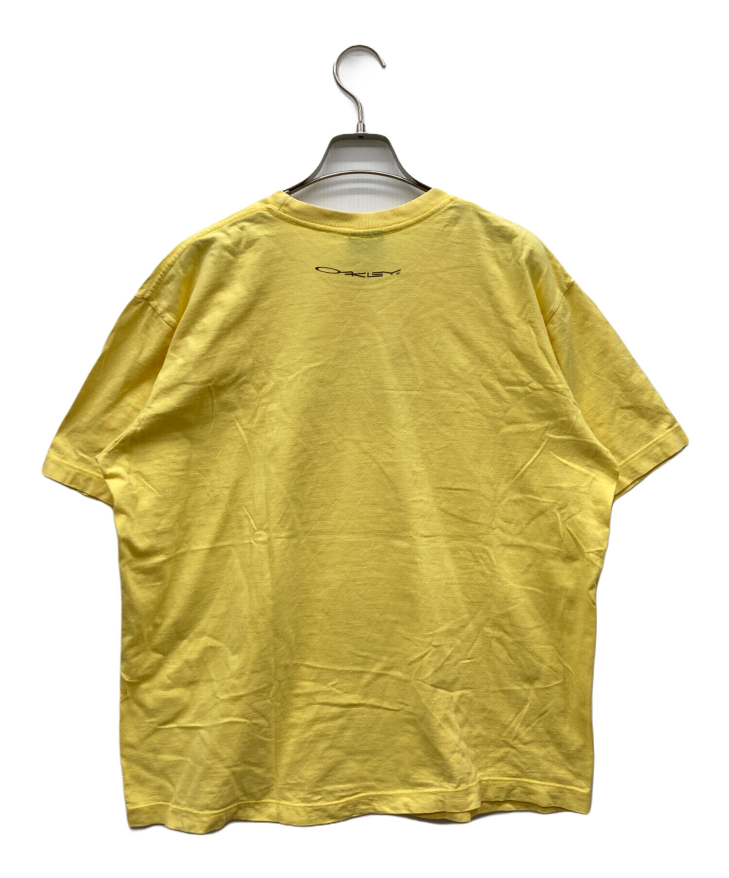 OAKLEY イエロー Tシャツ Mサイズ　オークリー 中古・古着通販】OAKLEY (オークリー) Tシャツ イエロー サイズ:M