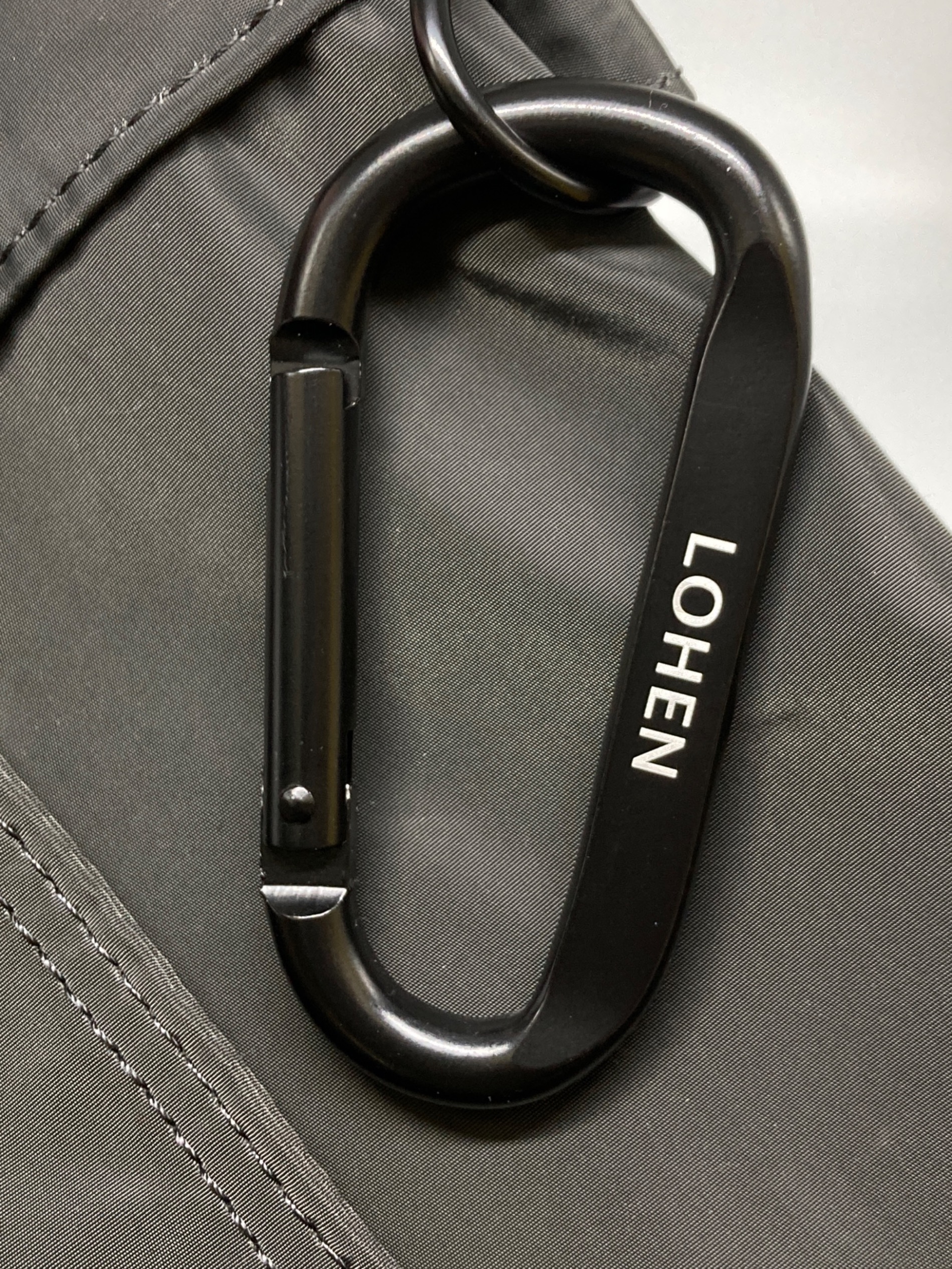 中古・古着通販】LOHEN (ローヘン) 2way Carabiner TOTE BAG グレー