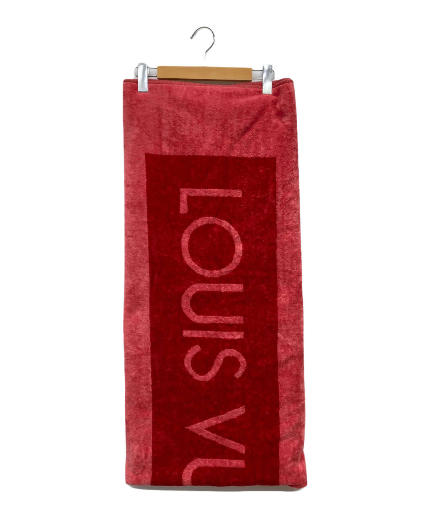 LOUIS VUITTON モノグラムバスタオル 中古・古着通販】LOUIS VUITTON (ルイ ヴィトン) バスタオル レッド