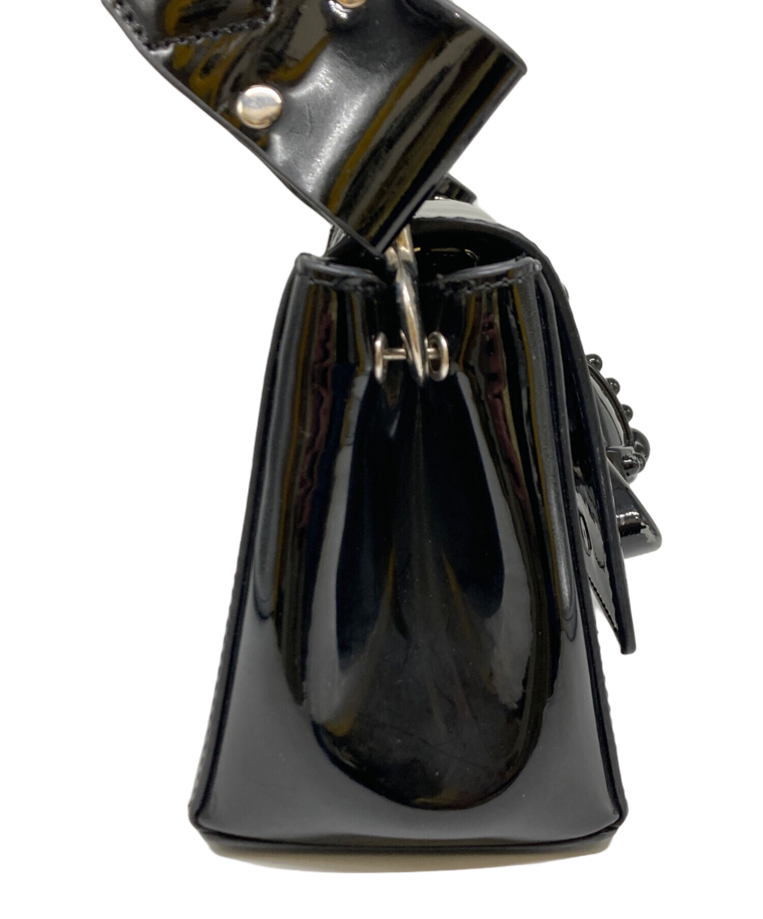 リ*ン様 Vivienne Westwood エナメル ハンドバッグ ブラック 中古・古着通販】Vivienne Westwood (ヴィヴィアンウエストウッド
