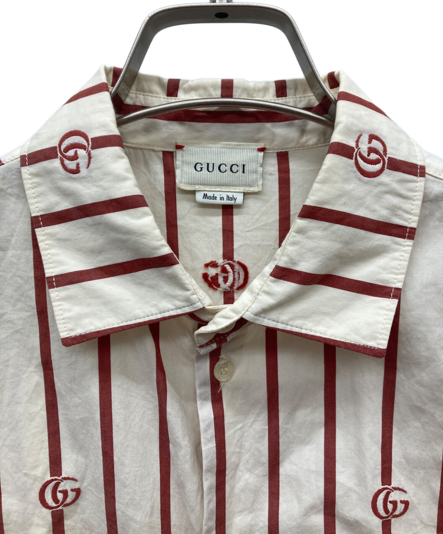 GUCCI ストライプ ポロシャツ 赤襟、ヘビと蜂の刺繍付き 中古・古着通販】GUCCI (グッチ) GG刺繍ストライプシャツ レッド