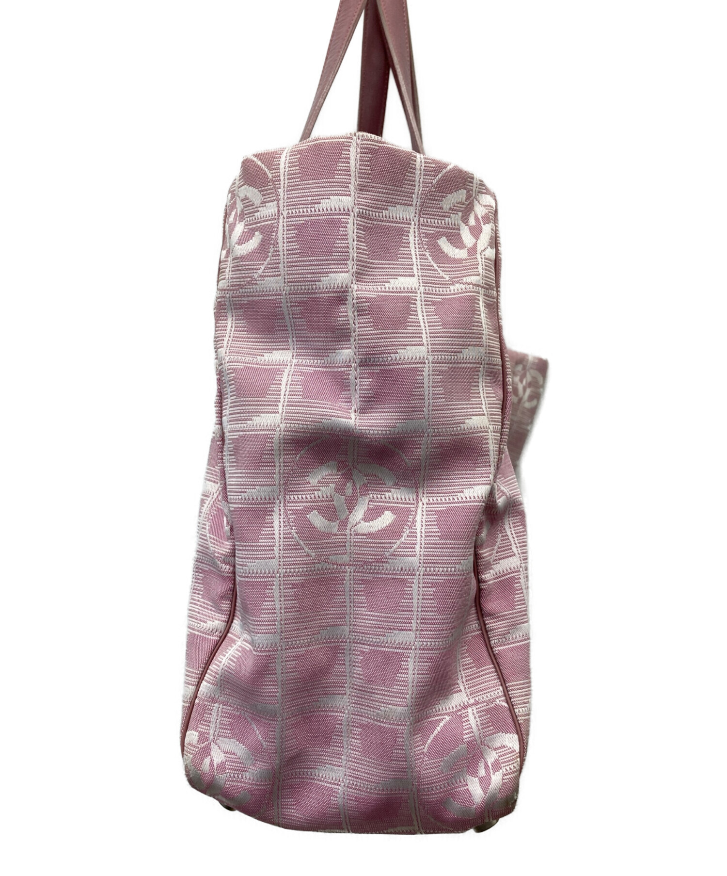 CHANEL チェックCHANEL柄フレアスカート 紫ピンク未使用品 中古・古着通販】CHANEL (シャネル) ニュートラベルライン ピンク