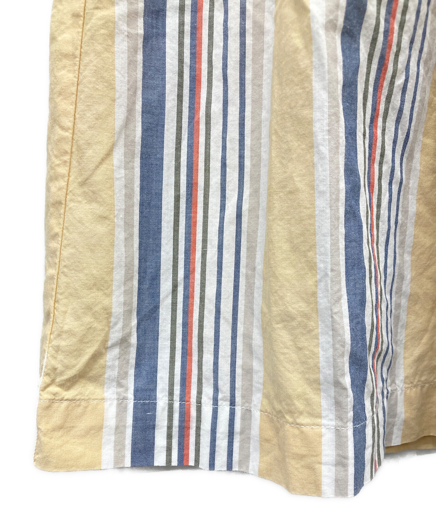 中古・古着通販】BASERANGE (ベースレンジ) ショートパンツ イエロー
