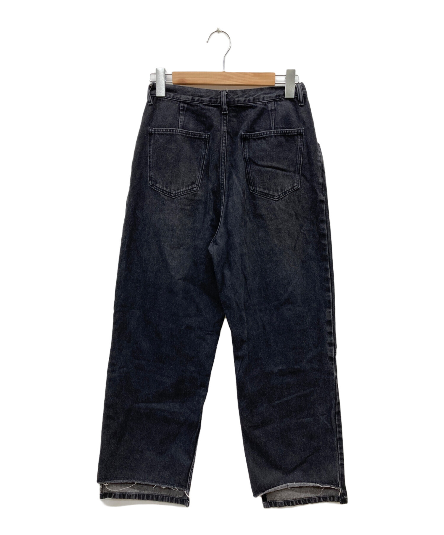 中古・古着通販】YENN (イエン) TUCK BELT DESIGN PANTS ブラック