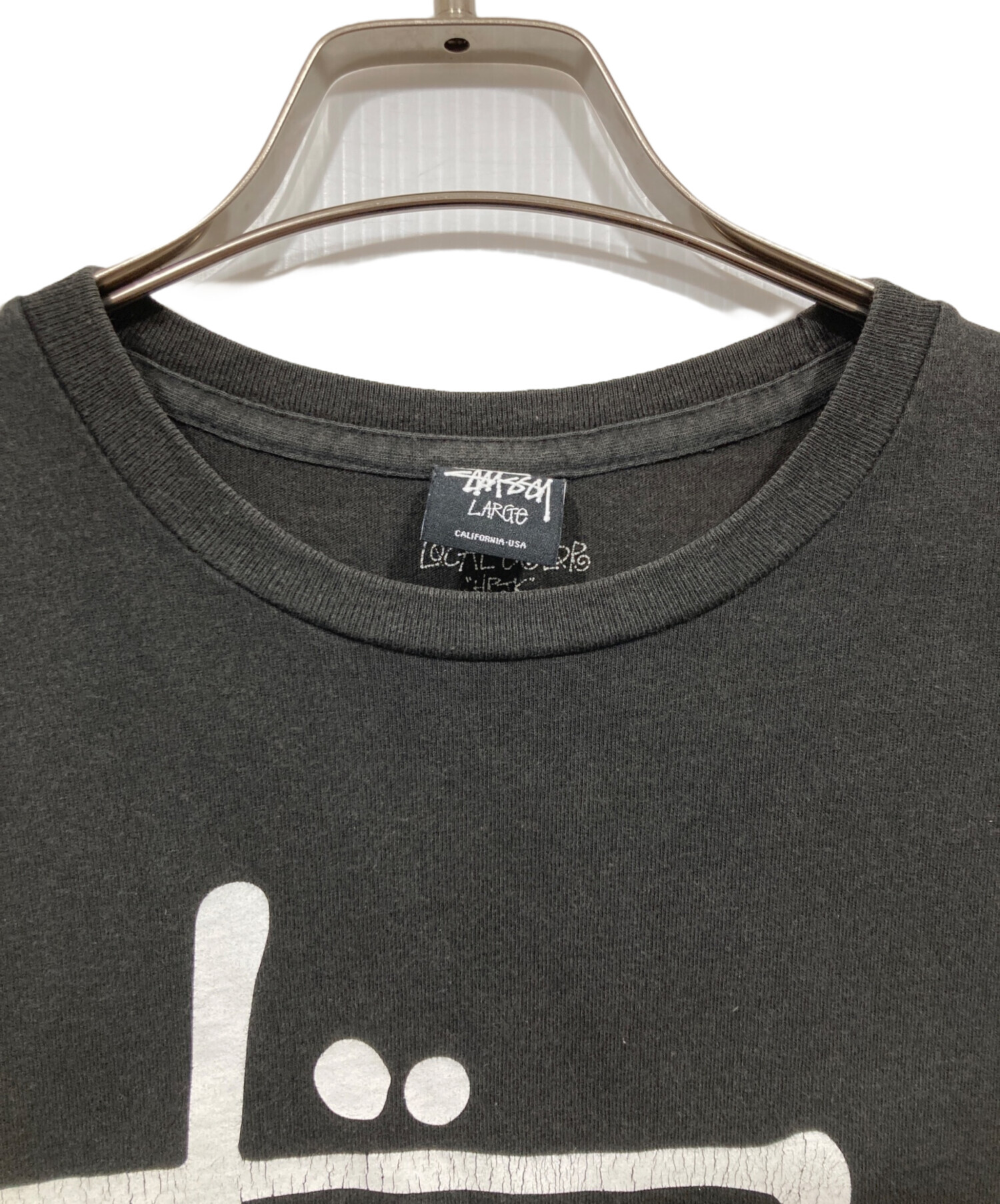 Stussy プリントTシャツ 下げ札無し　未使用L 中古・古着通販】stussy (ステューシー) ナンバリングプリントTシャツ