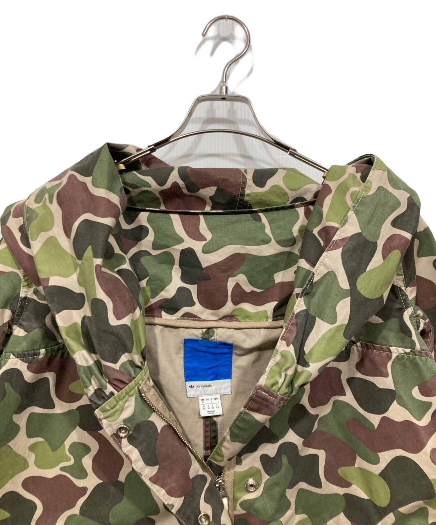adidas 美品 adidas アディダス F41999 迷彩 カモフラ ダウン 