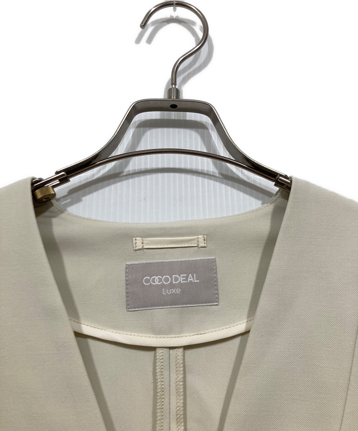中古・古着通販】COCODEAL (ココディール) Vネックジャケット×サテン 