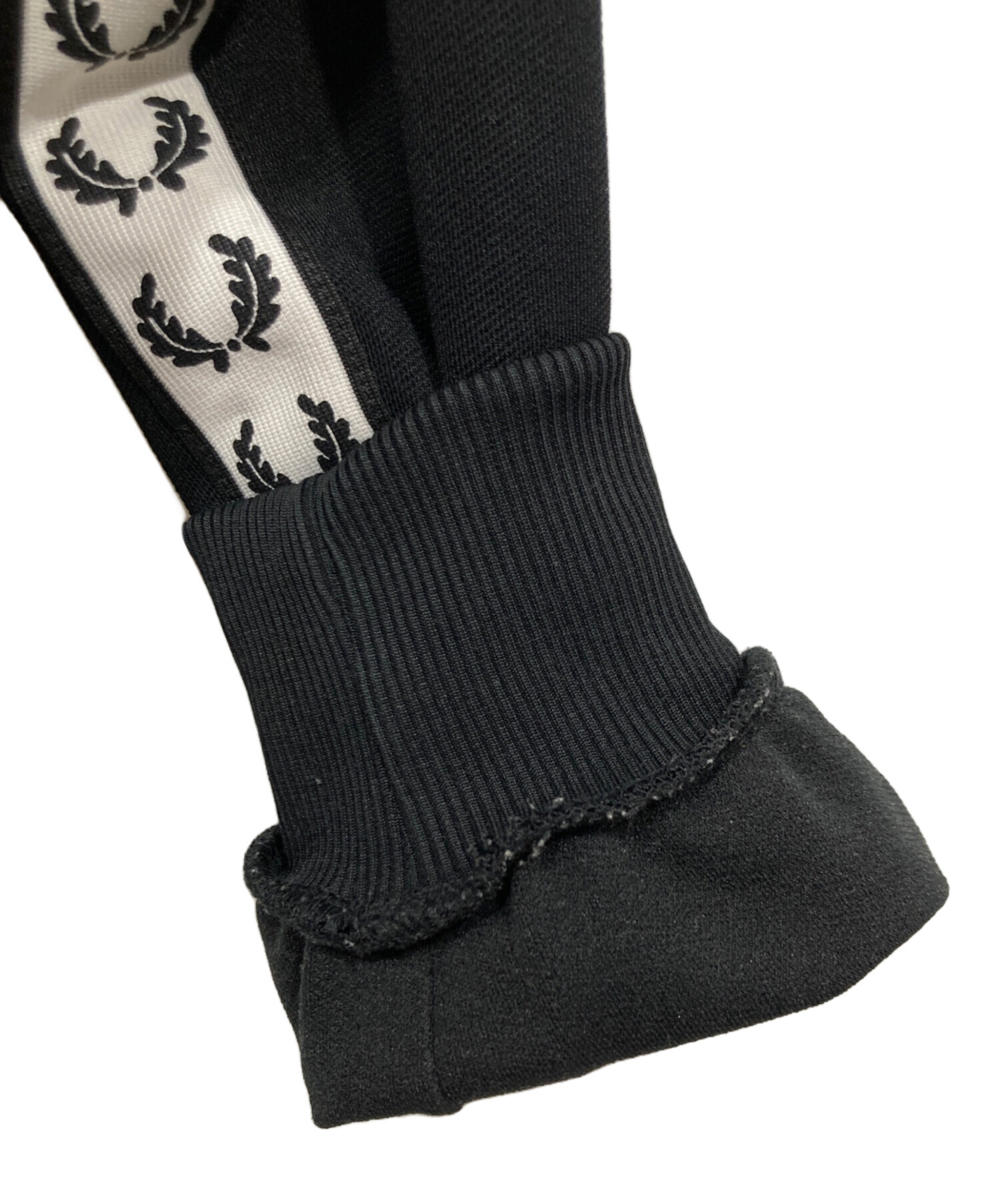 中古・古着通販】FRED PERRY (フレッドペリー) AKANE UTSUNOMIYA