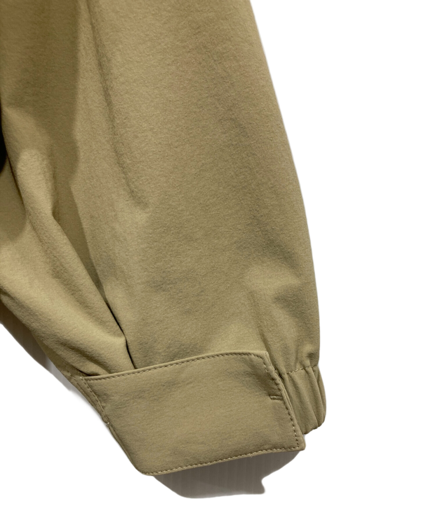 DRESSTERIOR ドレステリア パーカー M ベージュ 【古着】【中古】【送料無料】 中古・古着通販】DRESSTERIOR (ドレステリア) 【撥水】アノラック