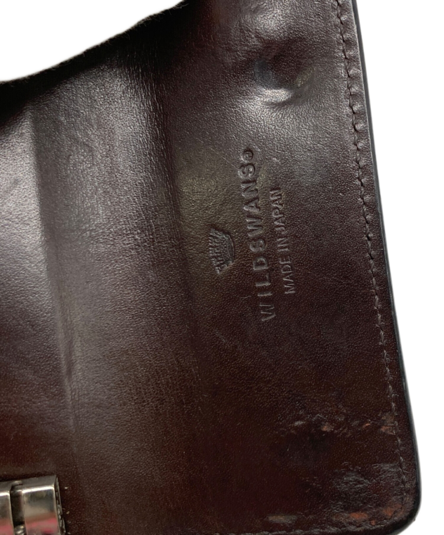 <リンク>ワイルドスワンズ エイ革 ブラウン キーケース キーケース《ガルダール》シェルコードバン｜WILDSWANS(ワイルド