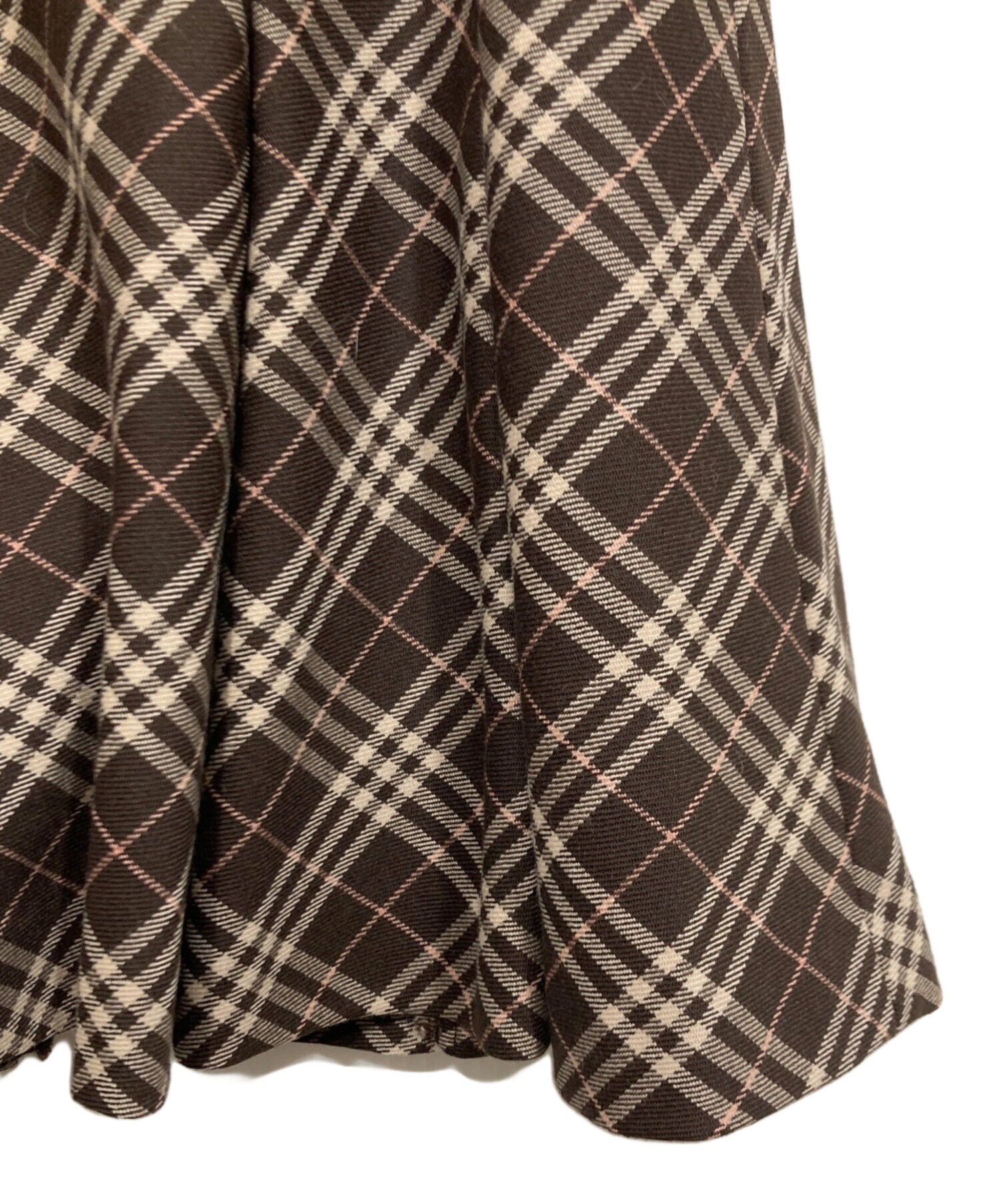 36 BURBERRY BLUE LABEL ブラウンチェックのフレアスカート ✨ABランク