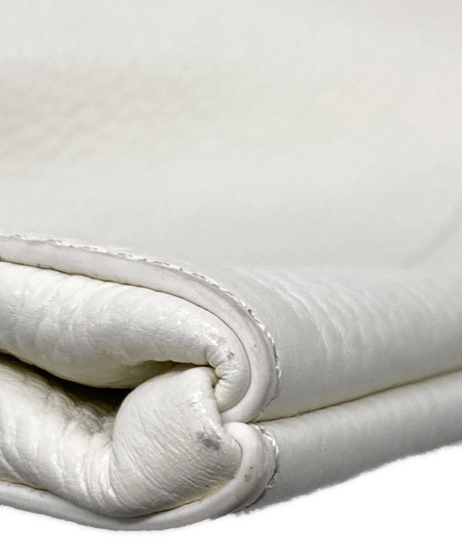 Aeta ホワイトレザー ハンドバッグ　S Aeta/DEER LEATHER SHOULDER S (WHITE)