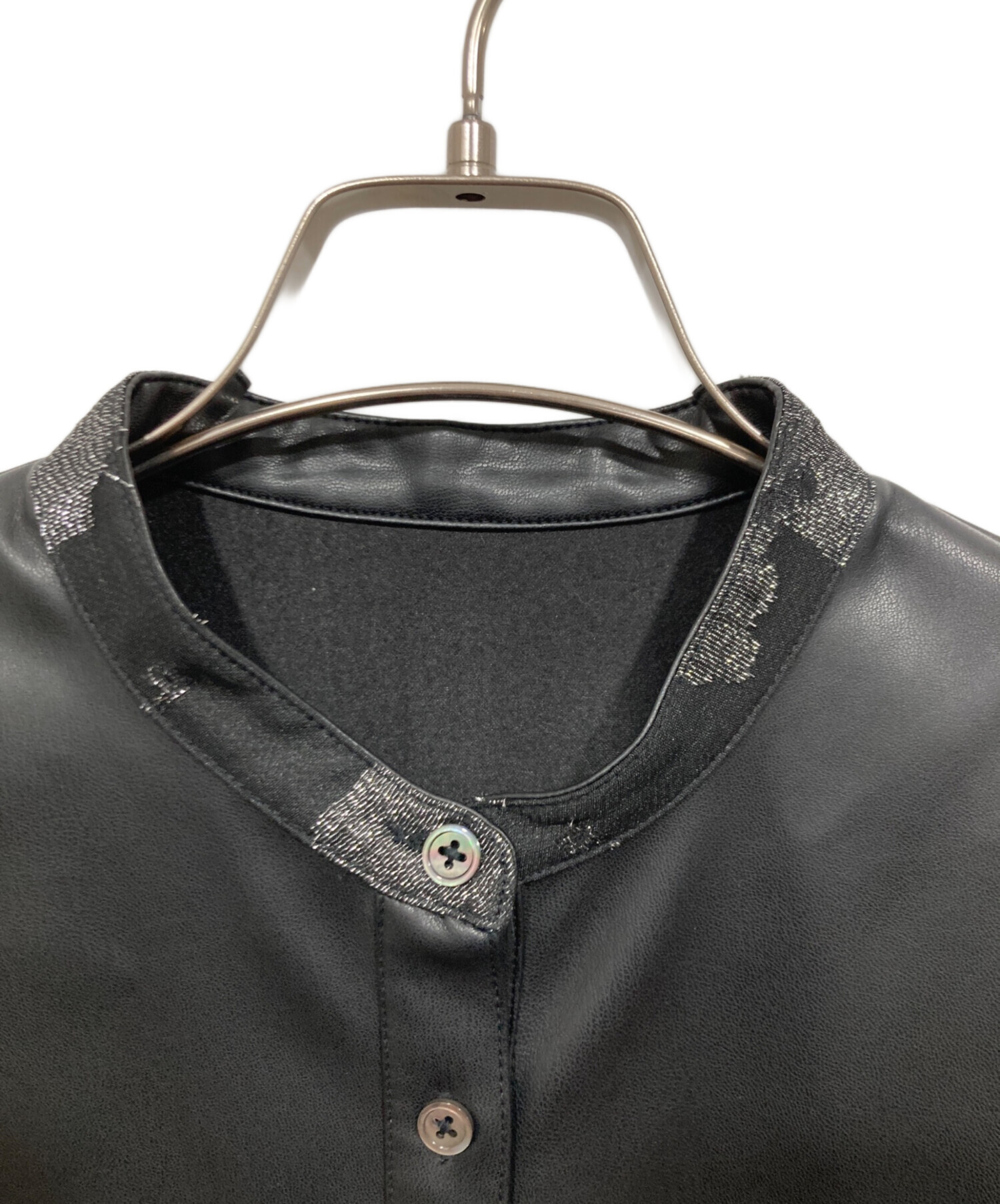 中古・古着通販】HARE (ハレ) ビスチェ付フェイクレザーシャツ