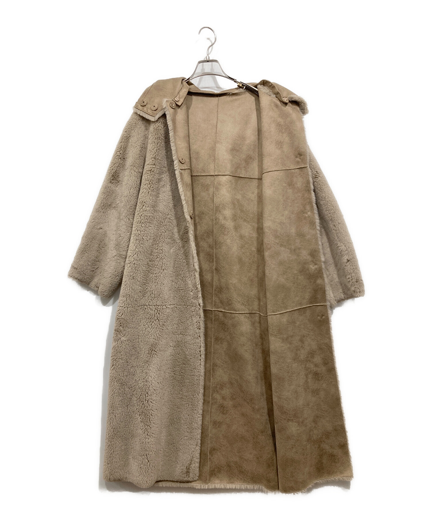 Ameri アメリ HOOD REVERSIBLE FAKE FUR COAT Ameri（アメリ）の「HOOD REVERSIBLE FAKE FUR COAT（ムートンコート