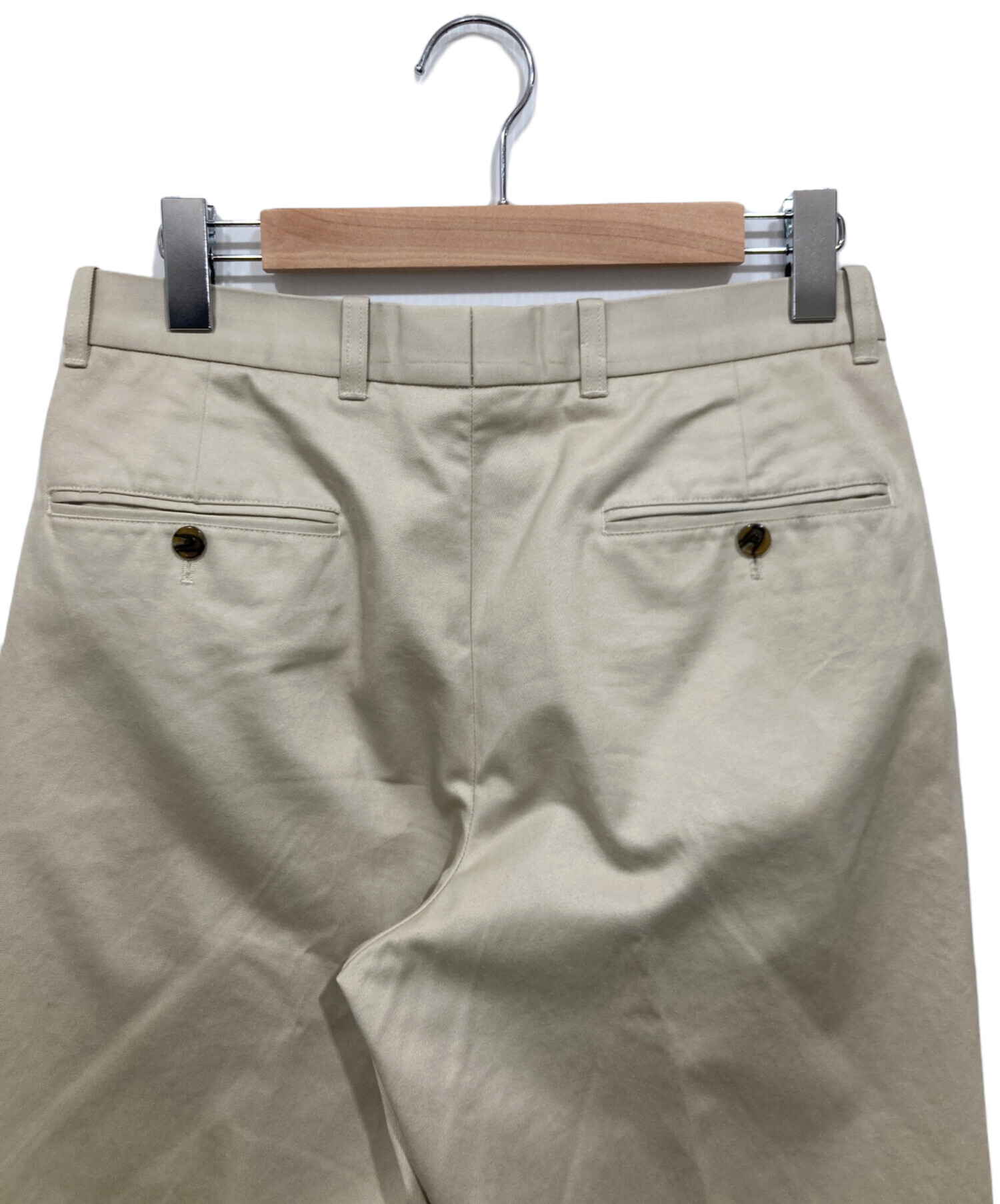 NEAT brooks brothers チノパン 別注 ベージュ Brooks Brothers - ＜Brooks Brothers × NEAT ＞ チノパンツ 32inchの