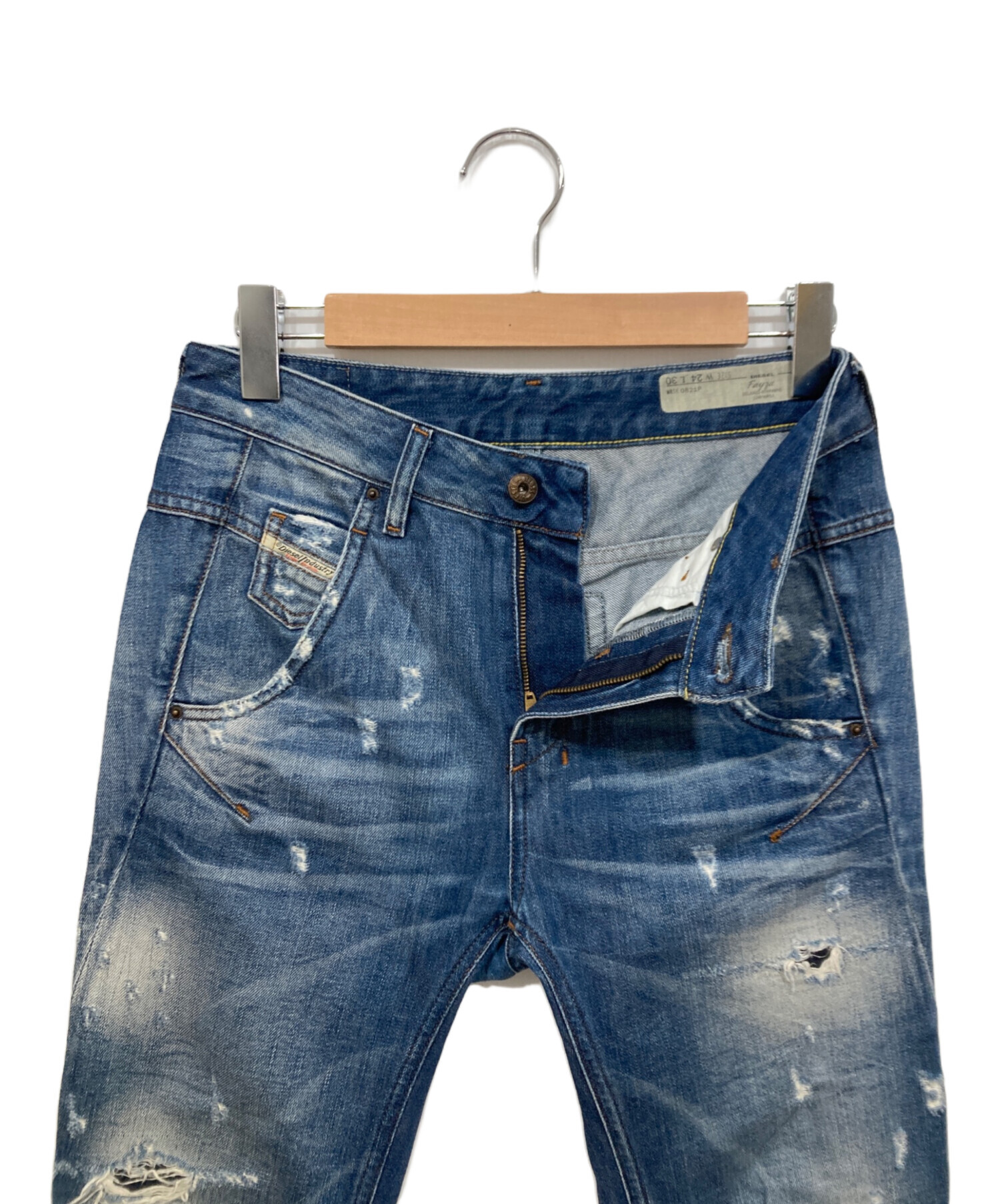 【中古】ディーゼル DIESEL MHARKY デニムパンツ ジーンズ ボタンフライ ペイント W33 L32 青 ブルー /BB メンズ 中古・古着通販】DIESEL (ディーゼル) デニムパンツ ブルー サイズ:W24