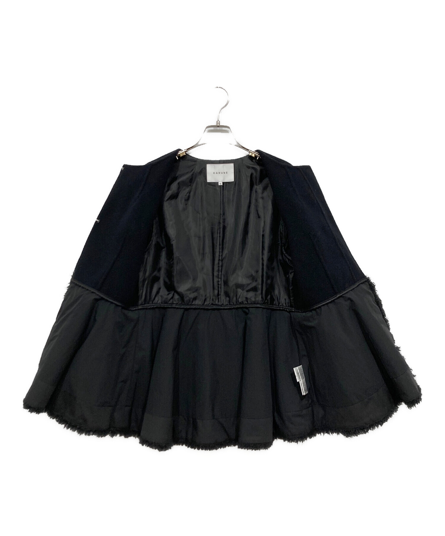 中古・古着通販】CADUNE (カデュネ) プードルペプラムコート ブラック