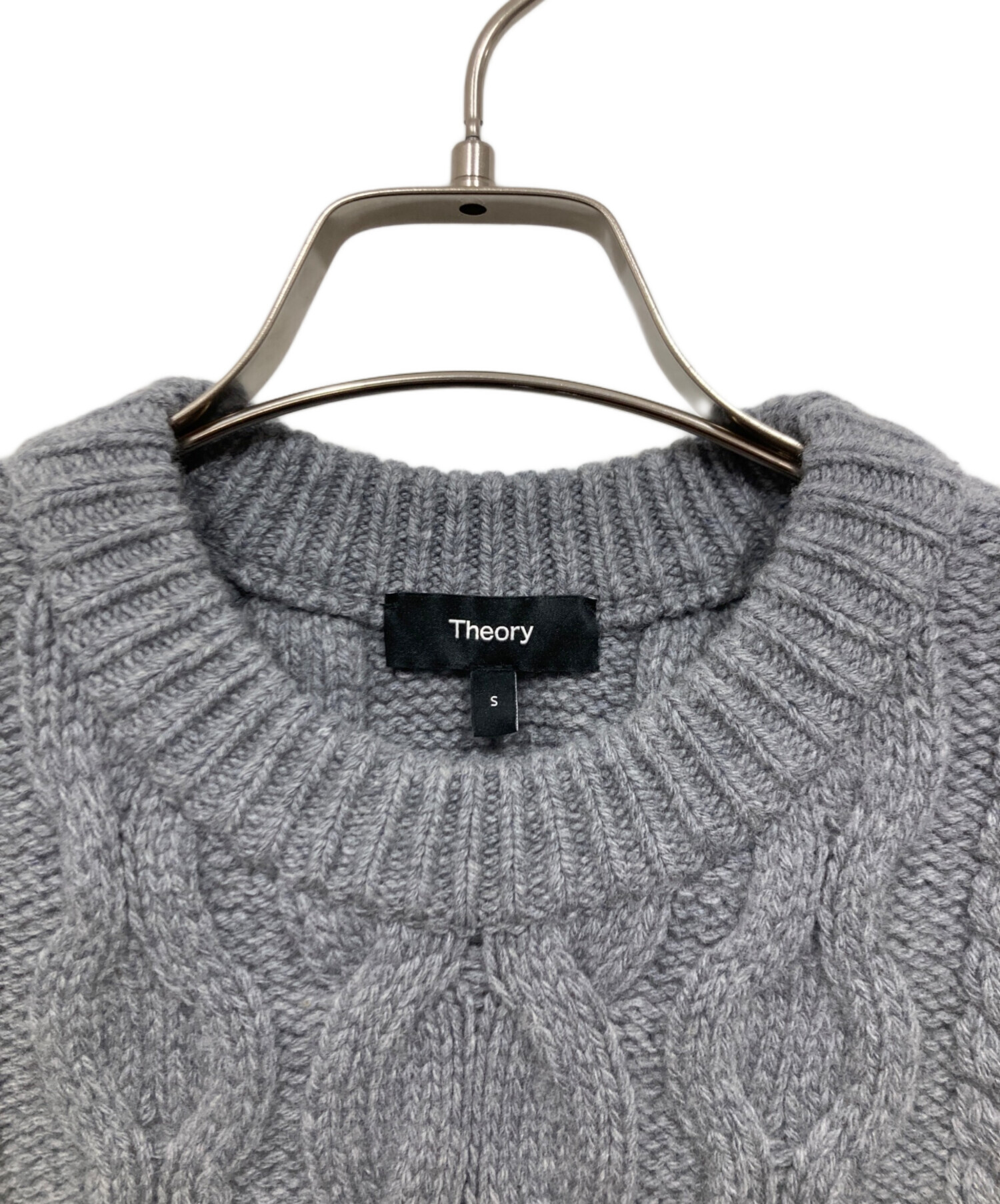 Theory グレー ケーブルニット ノースリーブベスト 中古・古着通販】theory (セオリー) ケーブルニットベスト グレー