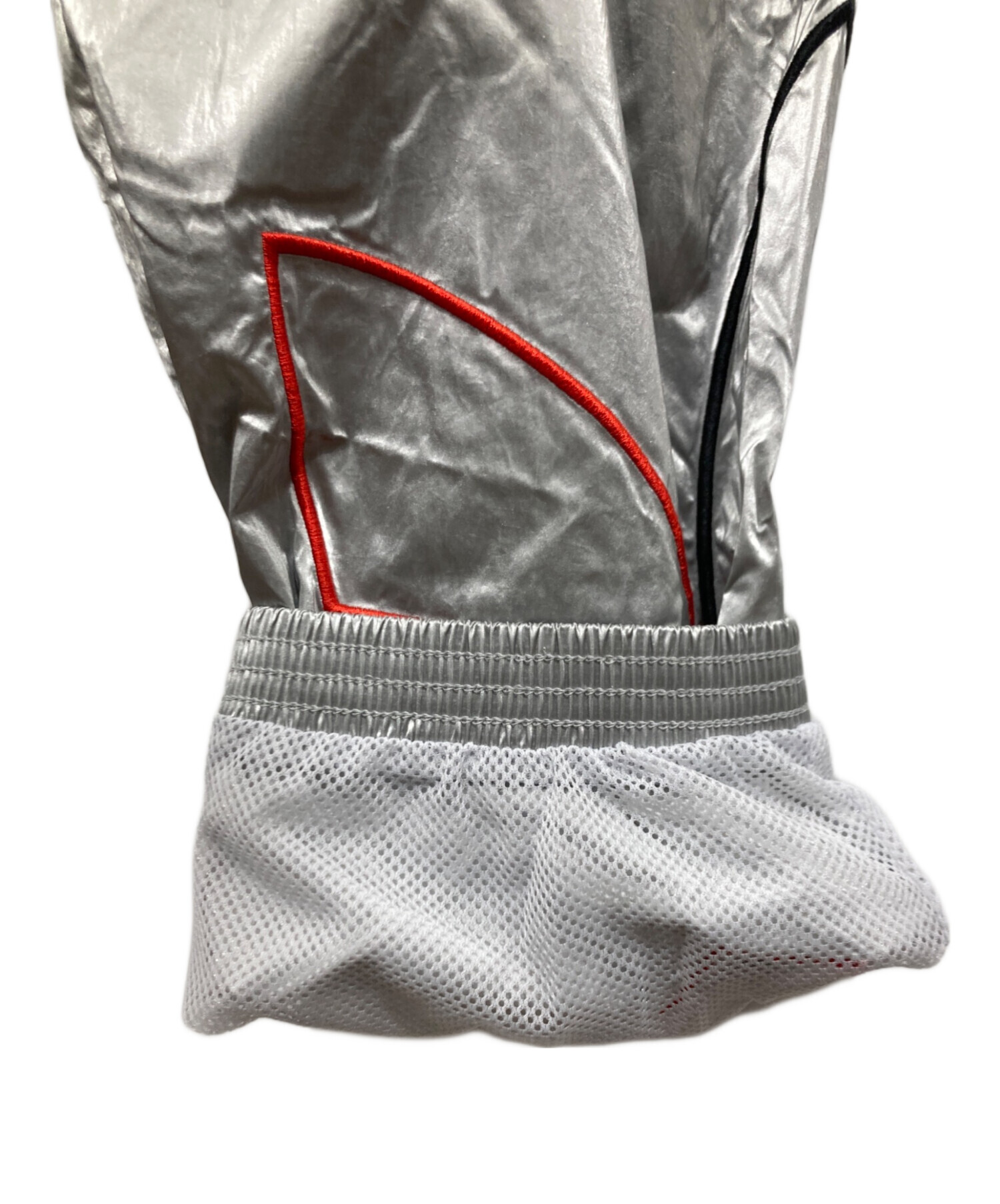 中古・古着通販】adidas (アディダス) トラックパンツ シルバー サイズ