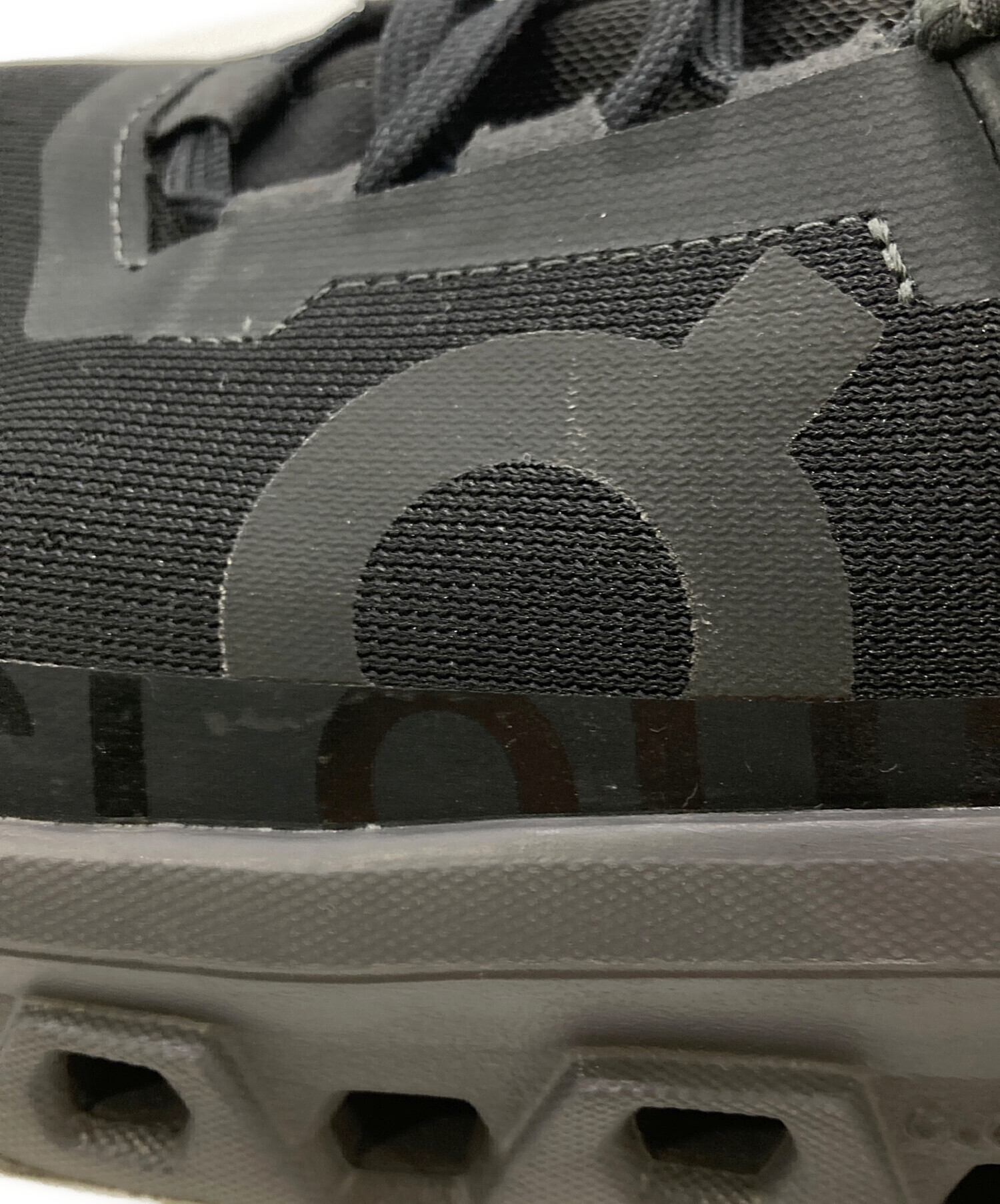 中古・古着通販】on (オン) ローカットスニーカー/Cloudmonster