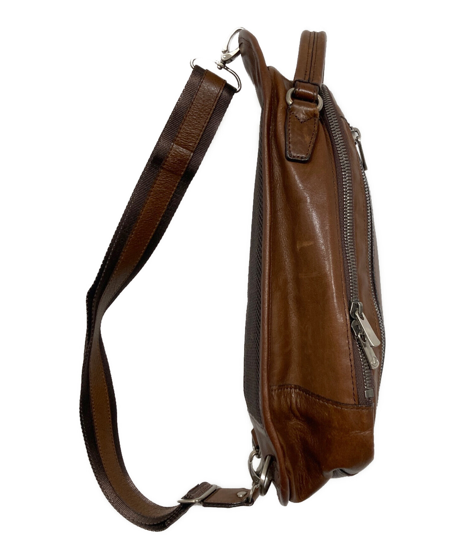 中古・古着通販】LEXUS (レクサス) ボディーバッグ ブラウン｜ブランド