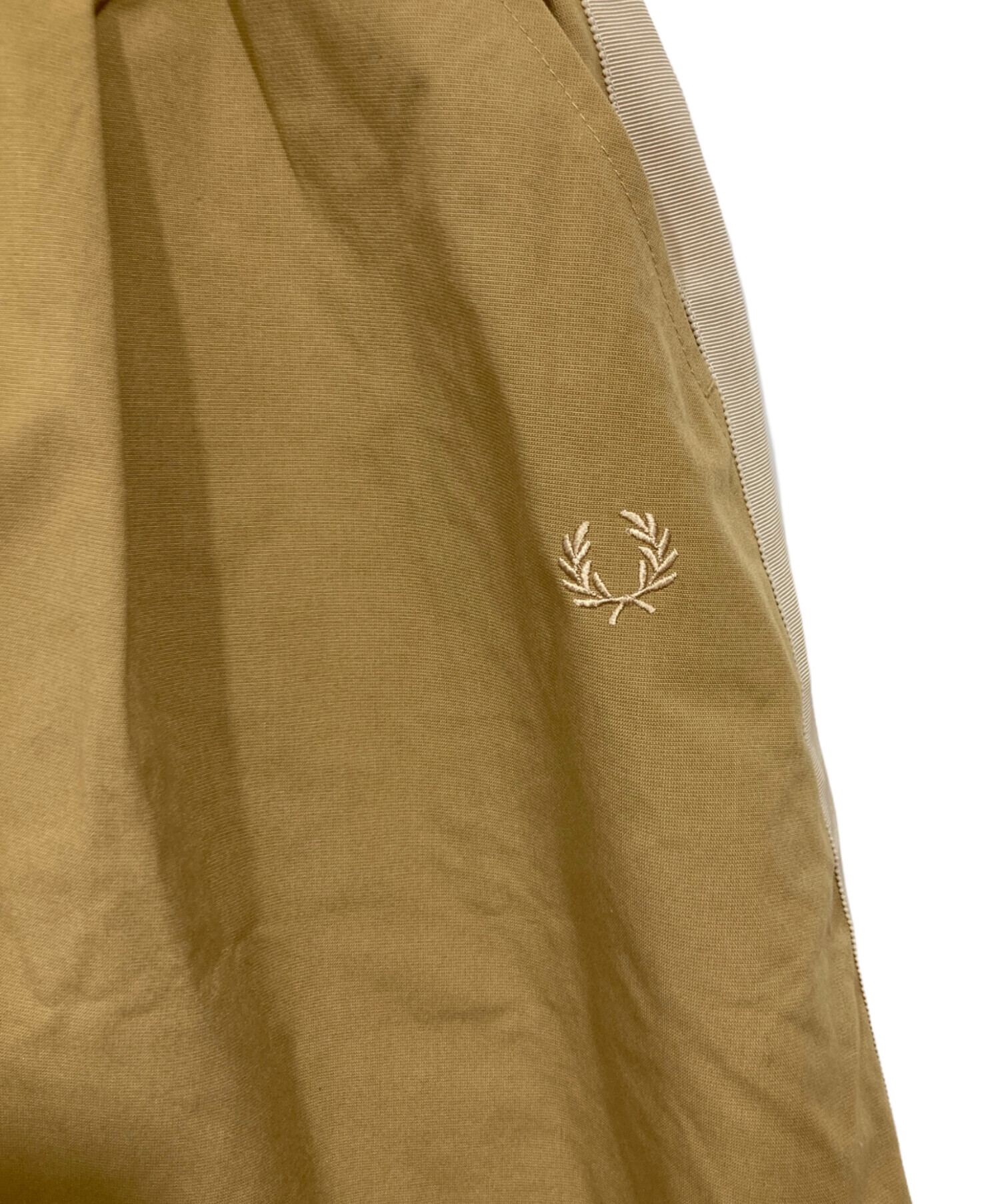 中古・古着通販】FRED PERRY (フレッドペリー) ラインフレアスカート