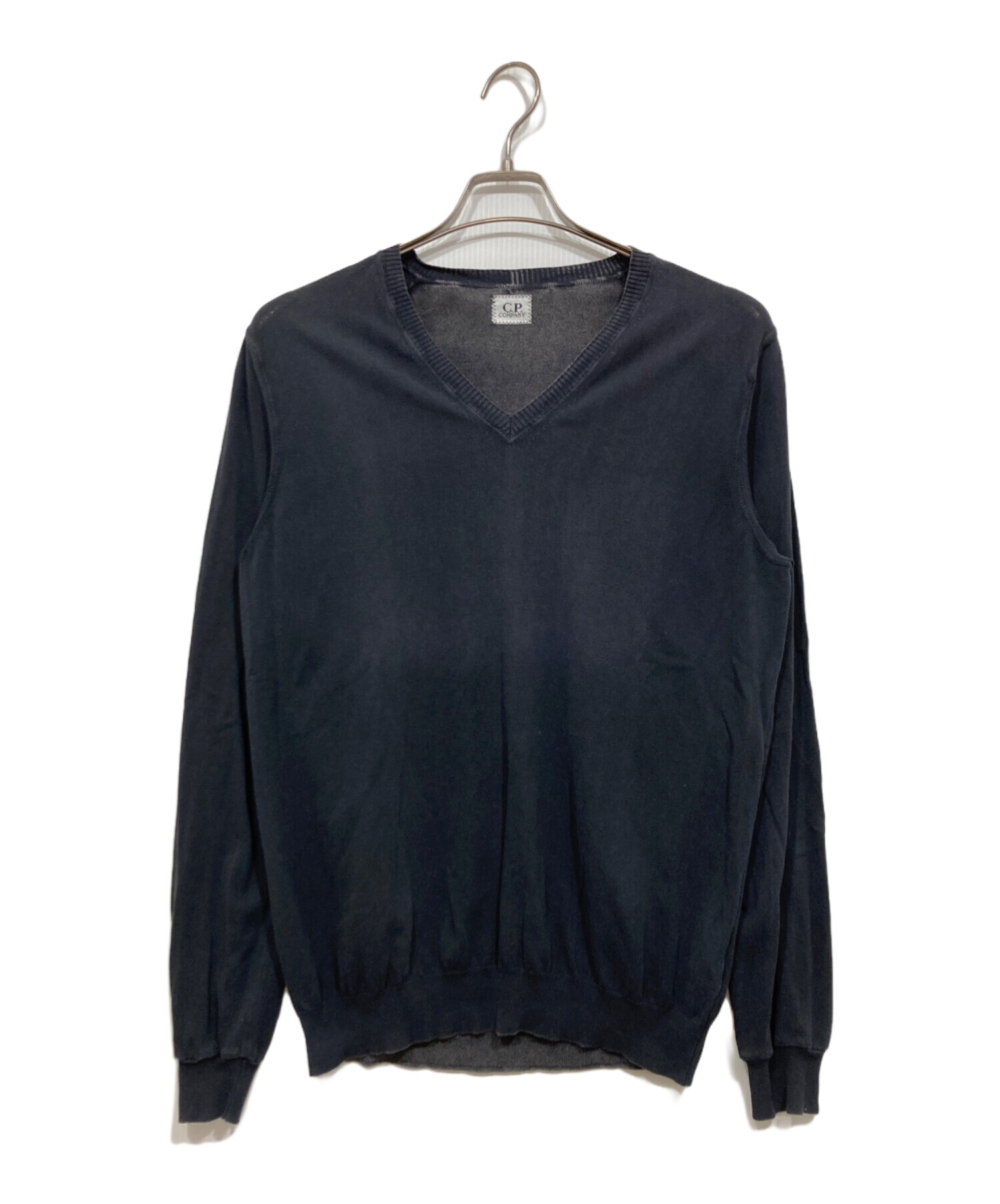 CP COMPANY ダークグレー Vネックニット 中古・古着通販】C.P COMPANY (シーピーカンパニー) Vネックニット