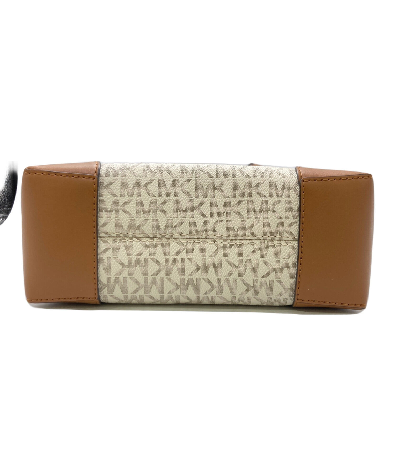 美品☆ MICHAEL KORS 2way バッグ 中古・古着通販】MICHAEL KORS (マイケル・コース) 2WAYバッグ