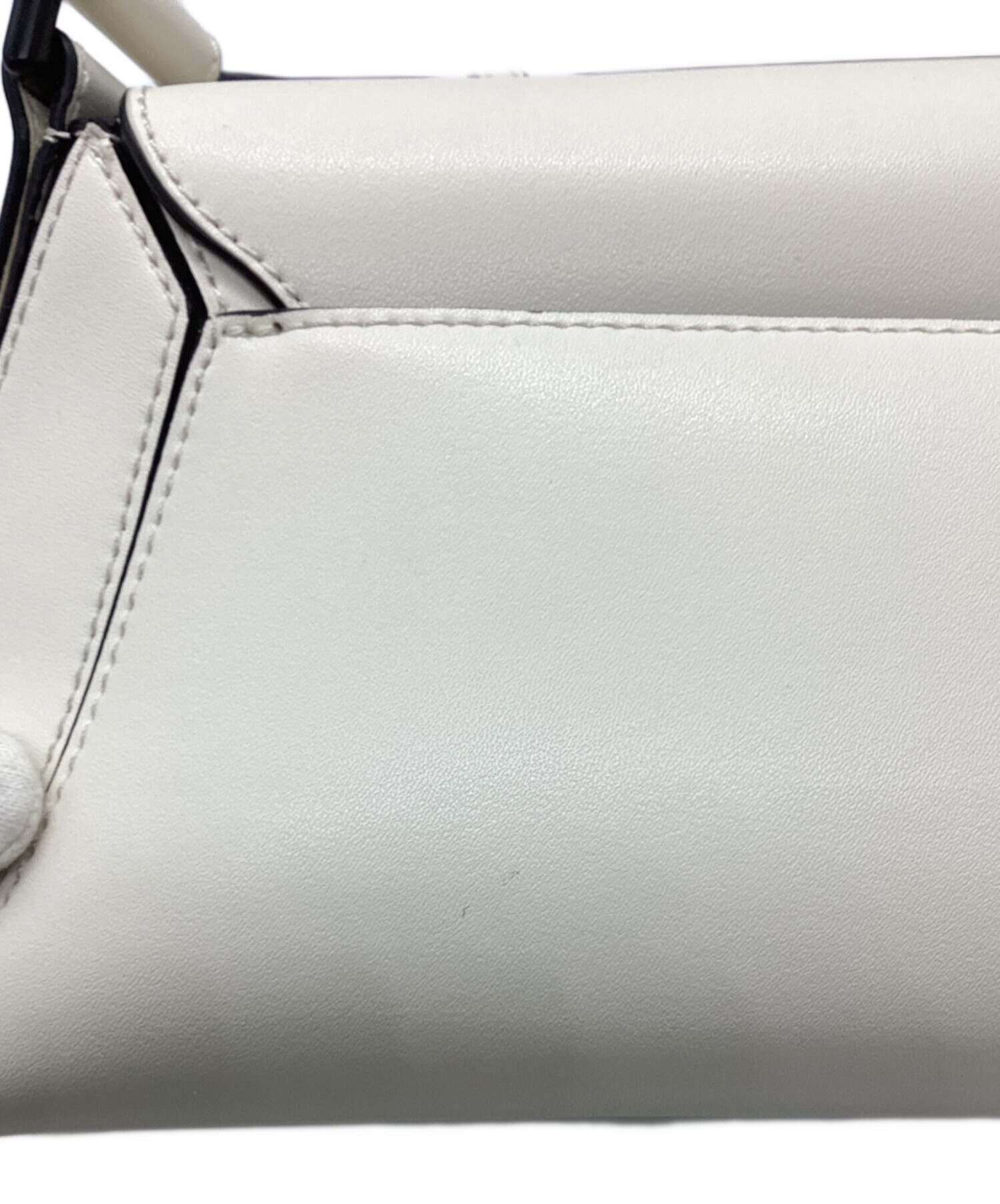 中古・古着通販】CHARLES & KEITH (チャールズアンドキース) ナスリン 