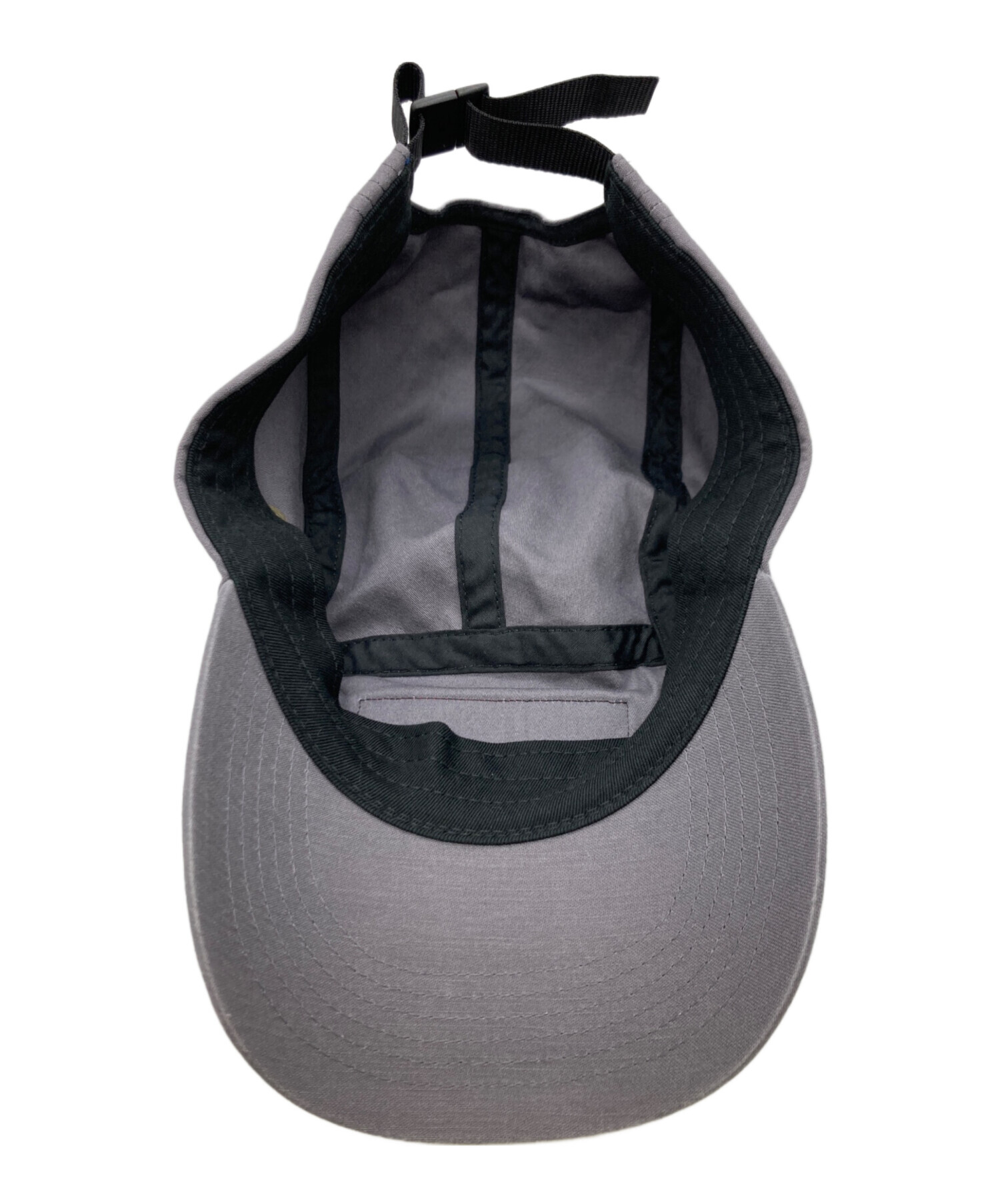 Supreme グレー キャップ フラットブリム 中古・古着通販】Supreme (シュプリーム) キャンプキャップ / Military