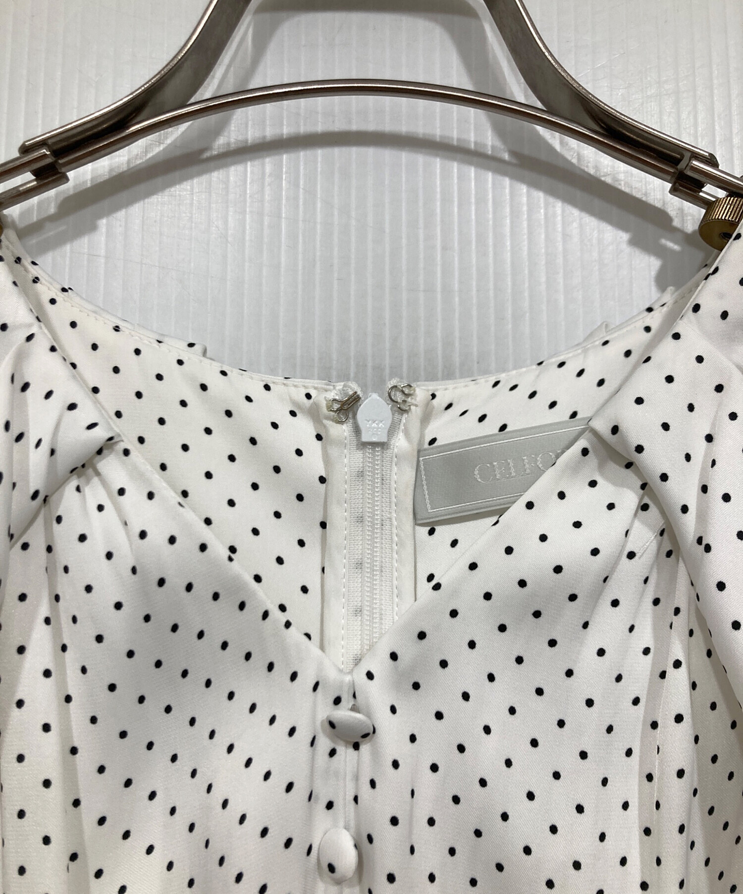 中古・古着通販】CELFORD (セルフォード) 割繊サテンドレープスリーブ