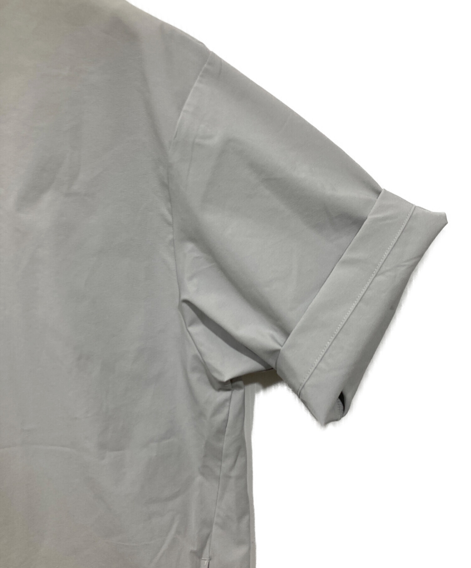 【中古】 肌ざわり 中古・古着通販】URBAN RESEARCH (アーバンリサーチ) 半袖シャツ