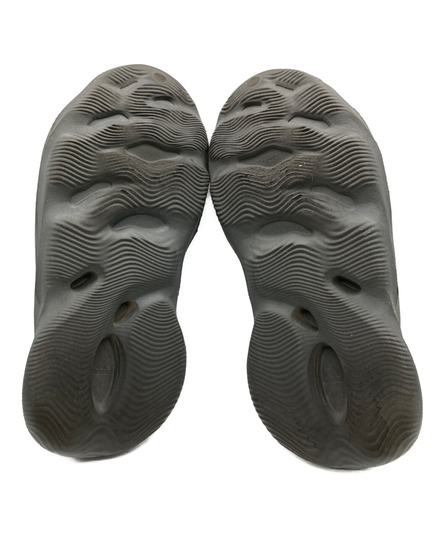 中古・古着通販】adidas (アディダス) YEEZY FOAM RUNNER グレー 