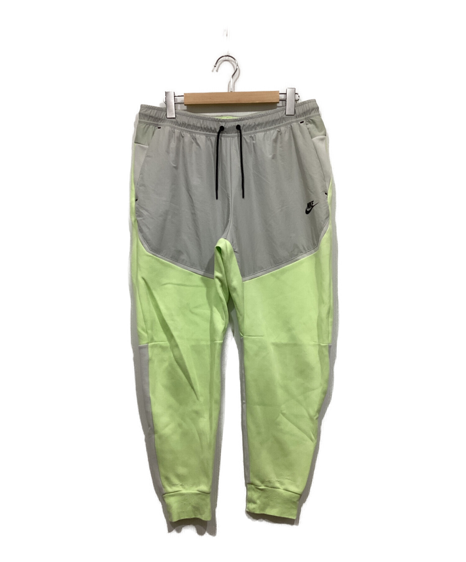 中古・古着通販】NIKE (ナイキ) テックフリースジョガーパンツ グレー