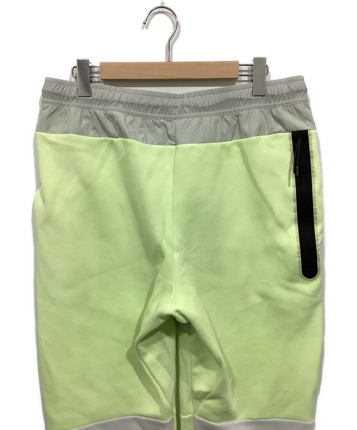 中古・古着通販】NIKE (ナイキ) テックフリースジョガーパンツ グレー
