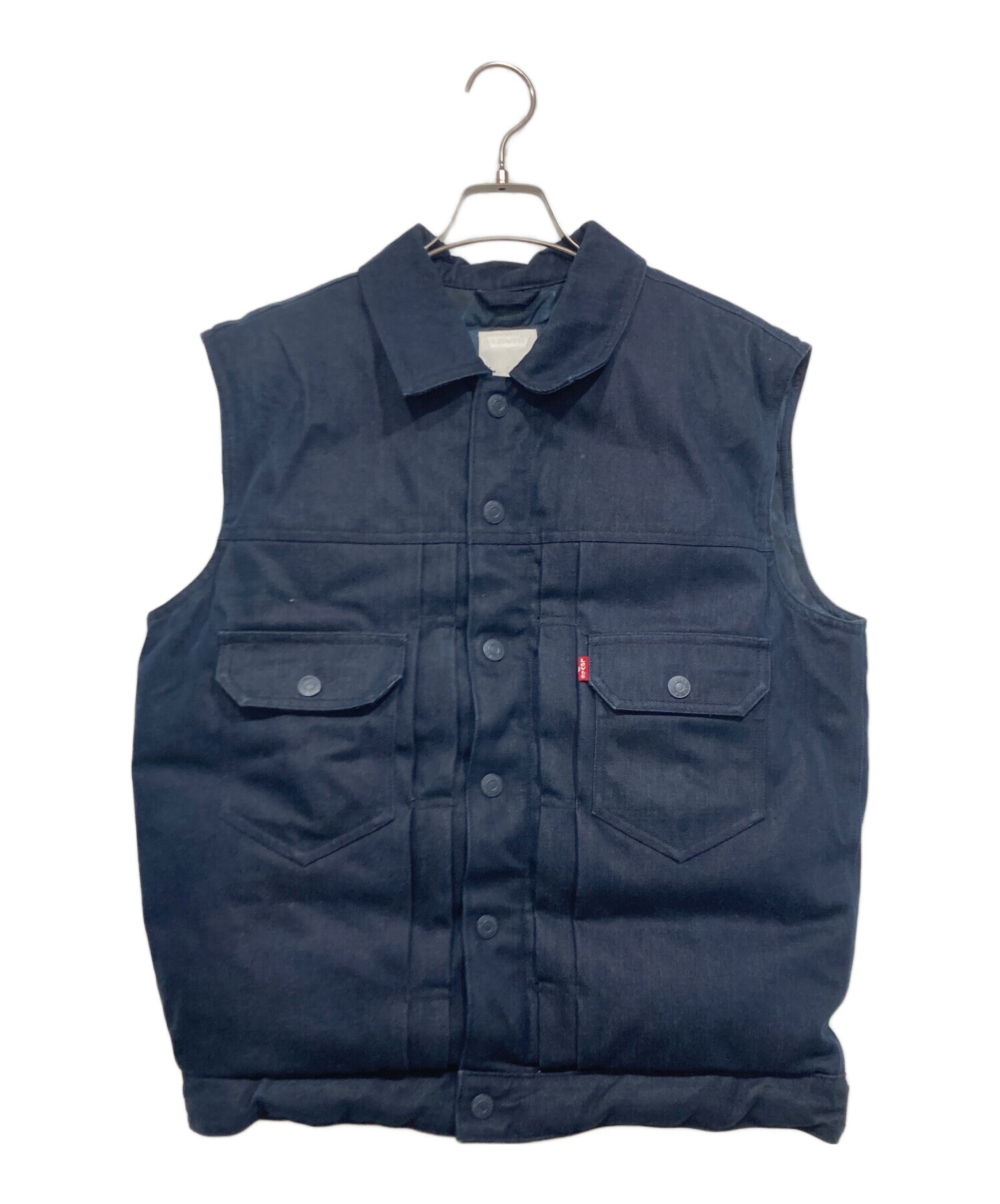中古・古着通販】LEVI'S (リーバイス) ダウンベスト ネイビー サイズ