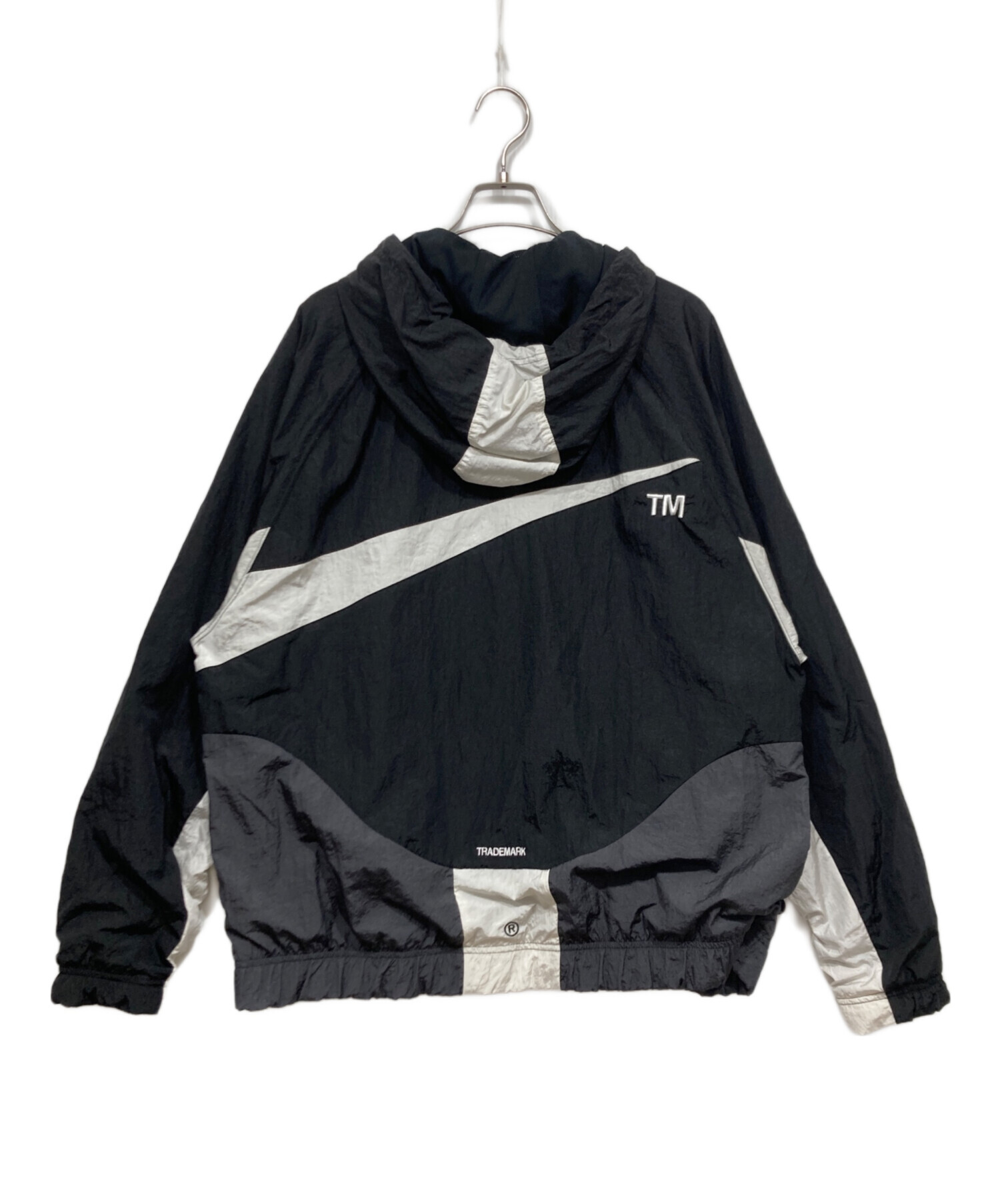 中古・古着通販】NIKE (ナイキ) ナイロンジャケット ブラック サイズ 