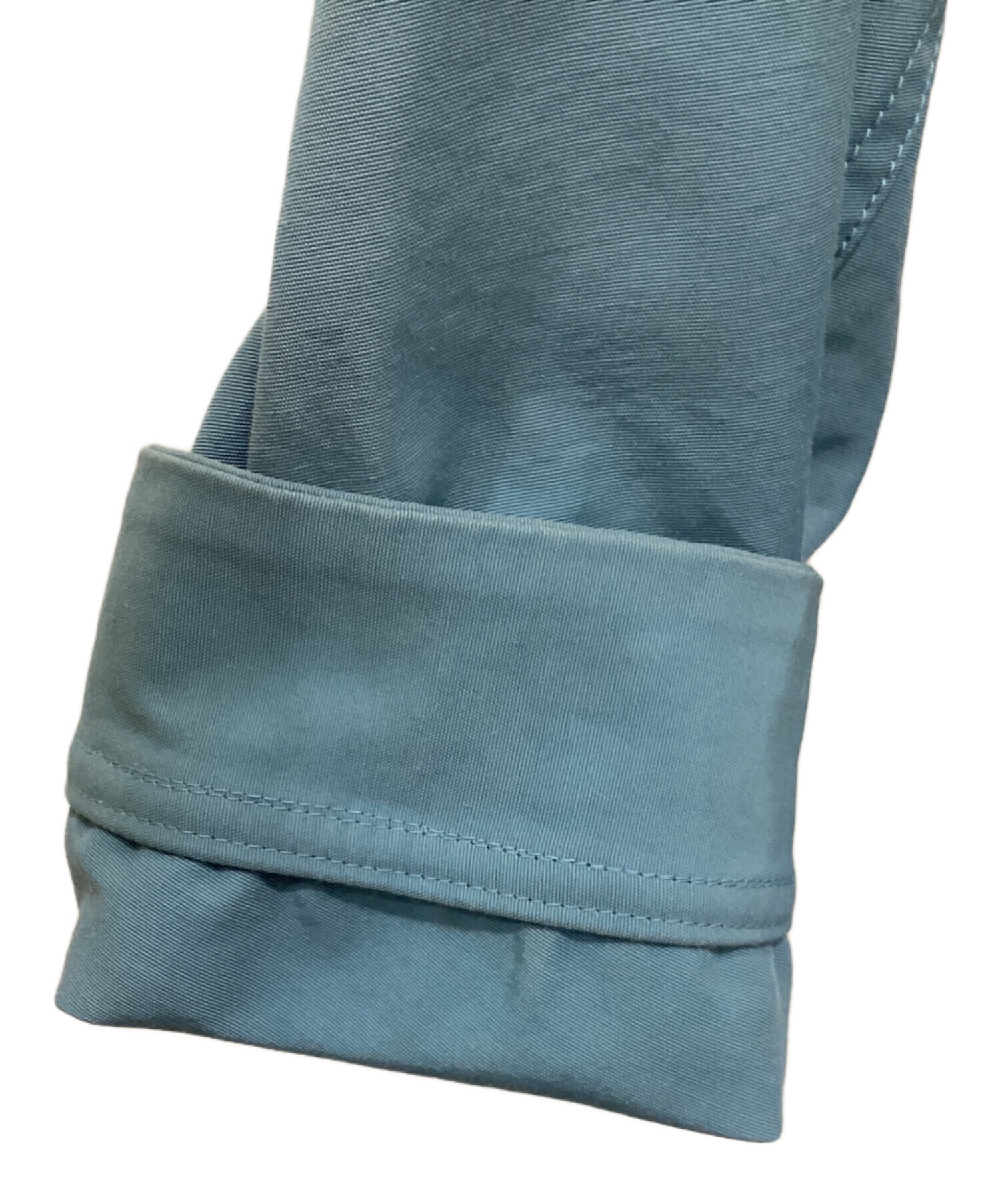 中古・古着通販】YAECA (ヤエカ) マウンテンパーカー ブルー サイズ:M