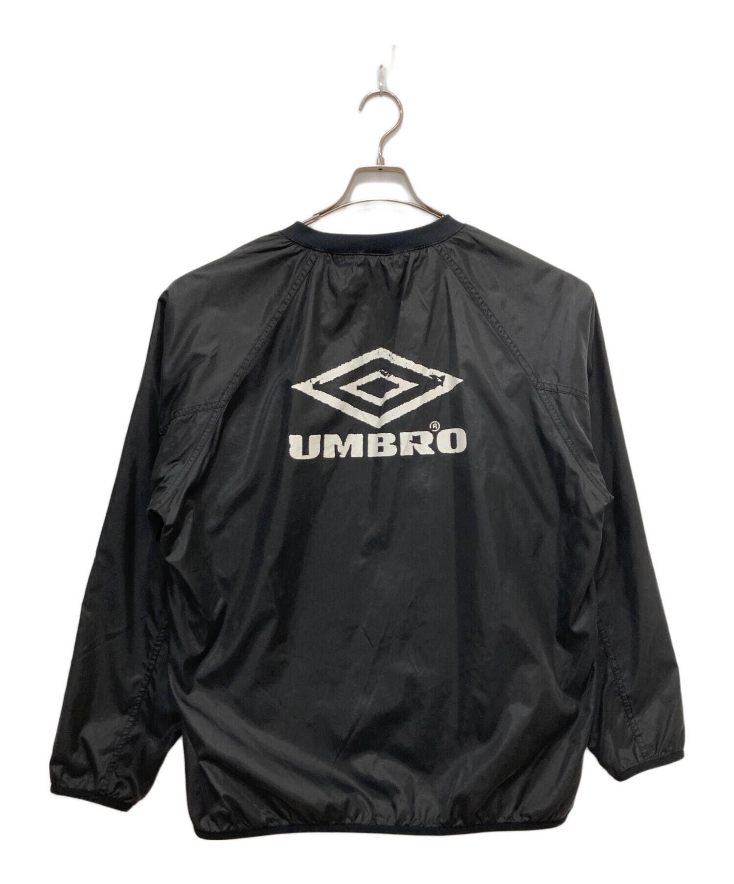 中古・古着通販】UMBRO (アンブロ) ナイロンプルオーバー 中古・古着通販】UMBRO (アンブロ) ナイロンプルオーバー