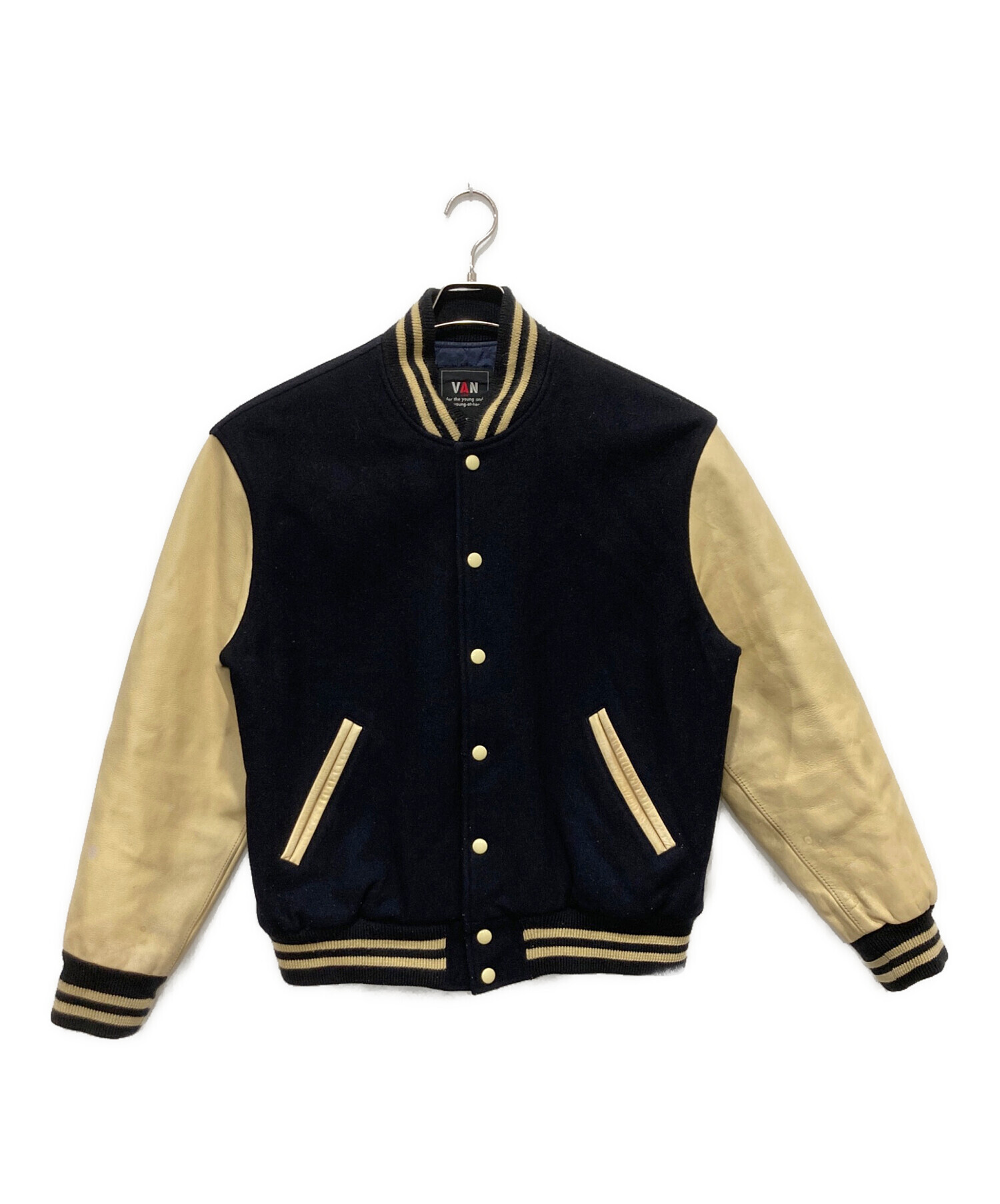 VAN JACKET スタジャン ブラック/レザーベージュ 中古・古着通販】VAN (ヴァン) スタジャン ブラック×ベージュ サイズ